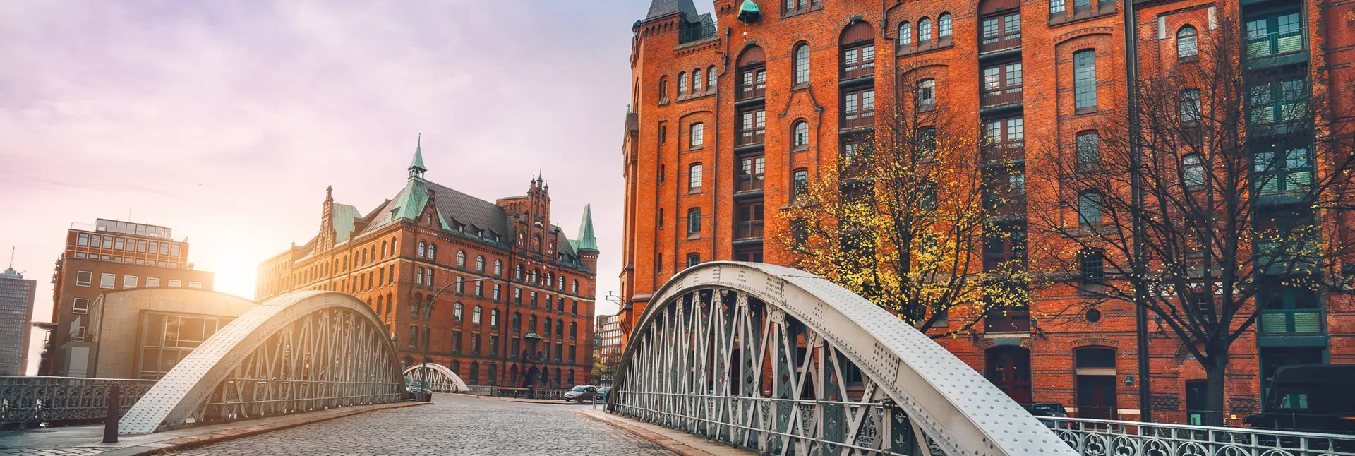 Hamburger Bogenbrücke - H-Hotels in Hamburg - Offizielle Webseite