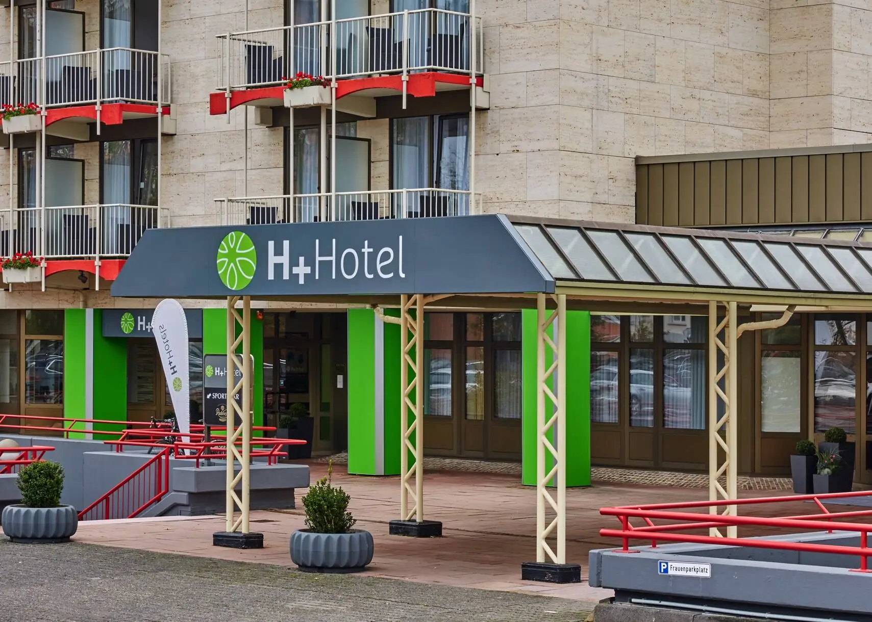 Vista exterior del H+ Hotel Bad Soden