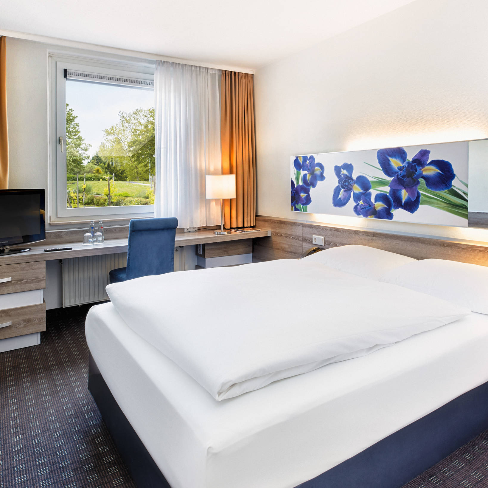 H+ Hotel Frankfurt Airport West - Official website