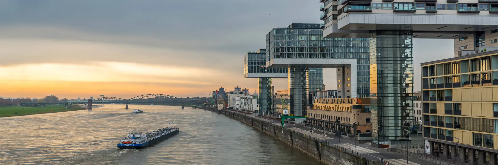 Reiseschein einlösen und Köln entdecken - h-hotels.com - Offizielle  Webseite