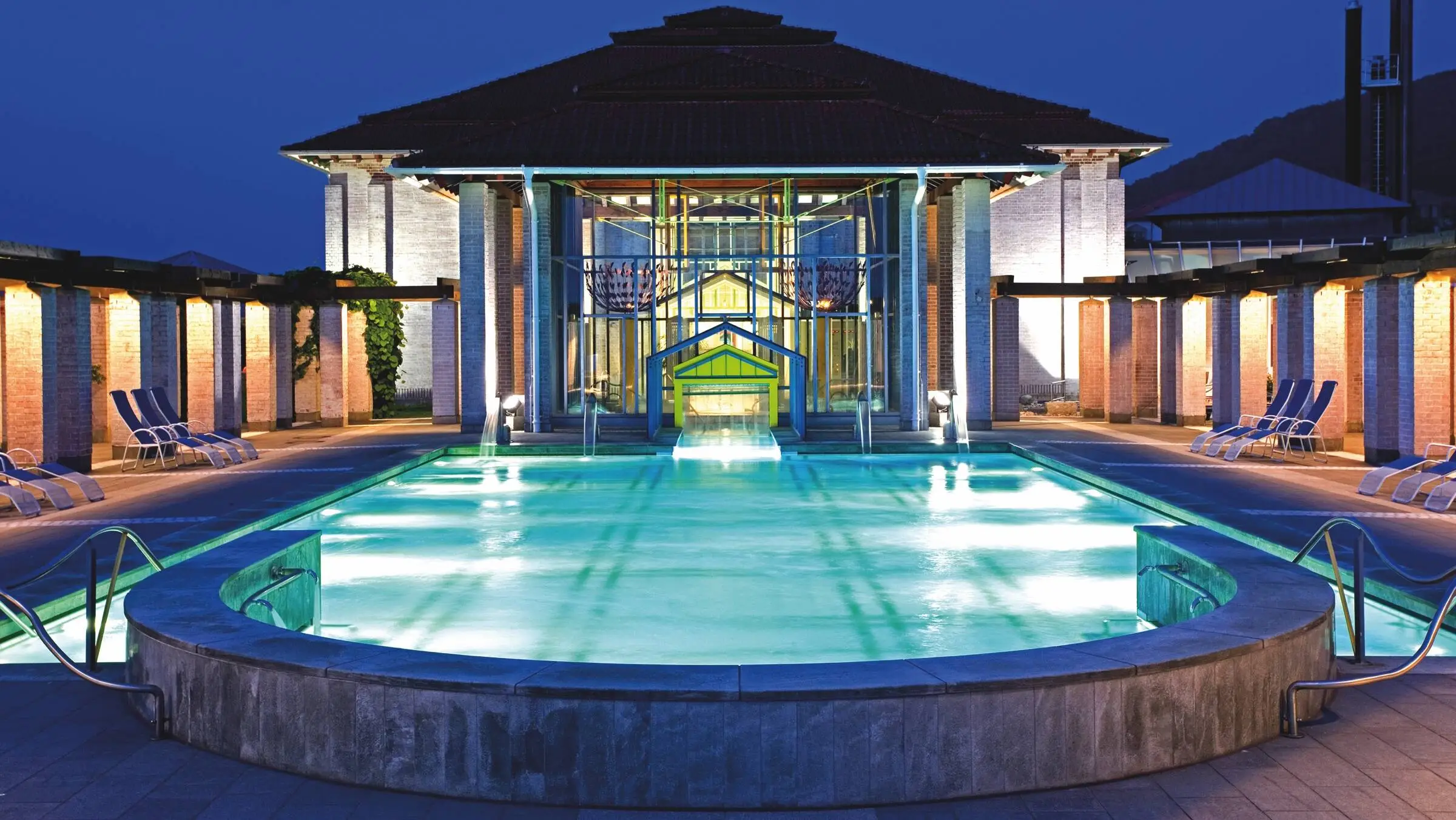 Pool at the Limes Therme at night.