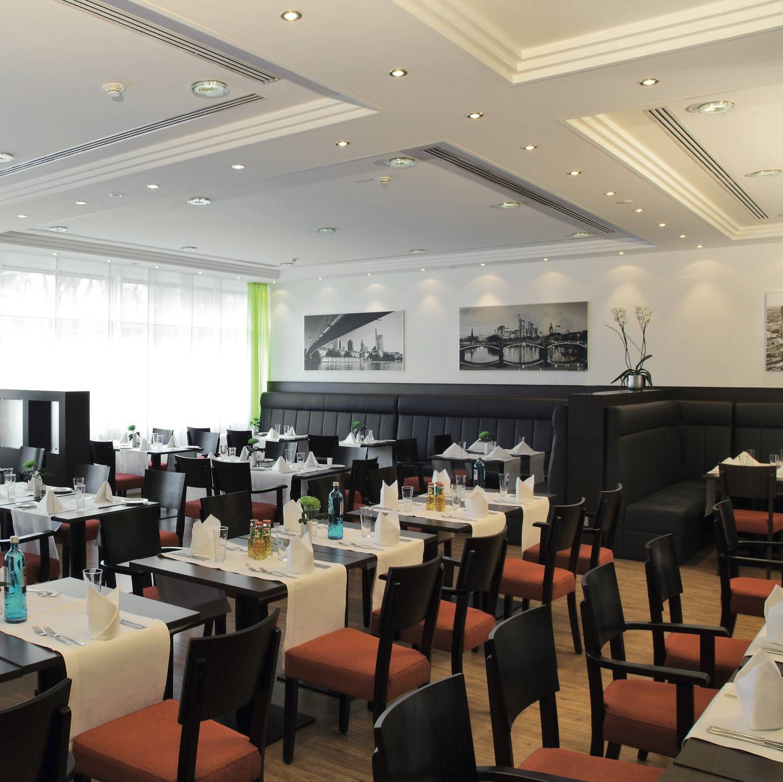 H4 Hotel Frankfurt Messe