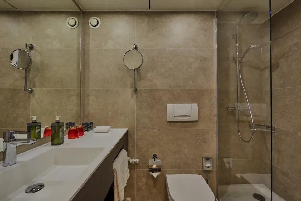 Cuartos de baño del Hotel H4 Hotel Residenzschloss Bayreuth - Página oficial