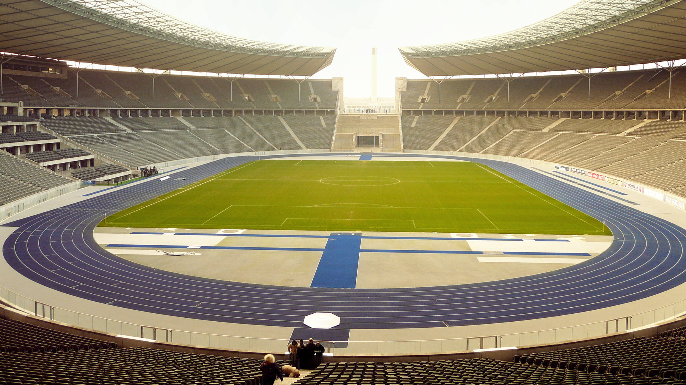 Olympiastadion - Hyperion Hotel Berlin