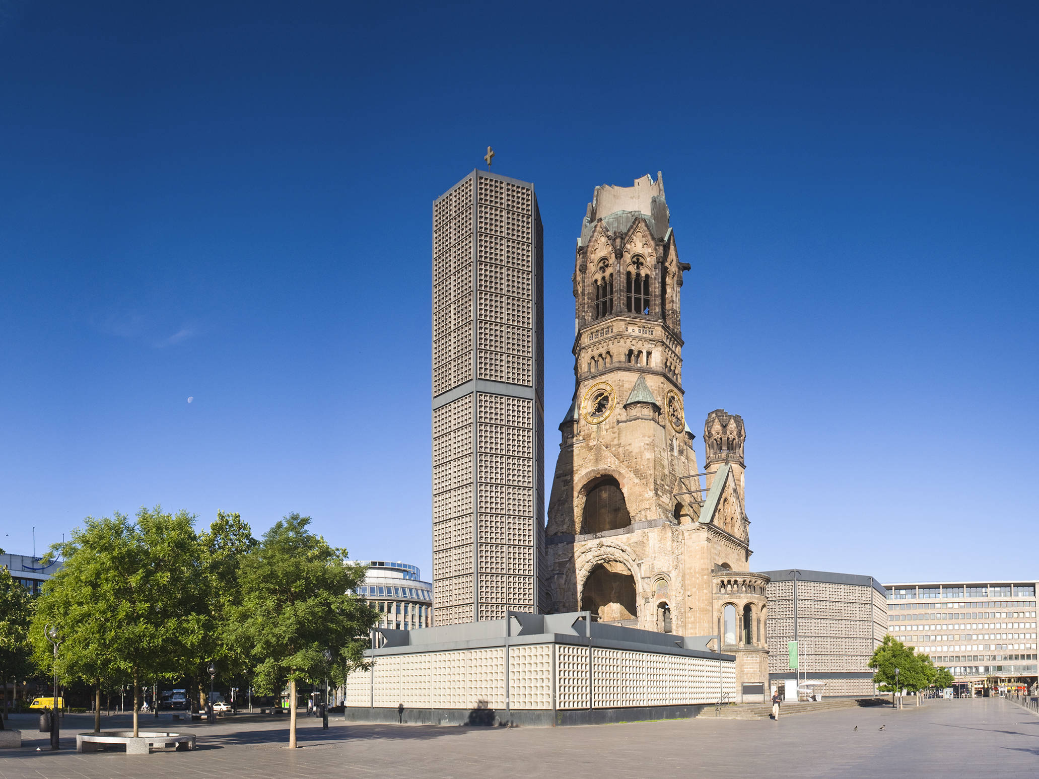 Kaiser-Wilhelm-Gedächtniskirche am Kurfürstendamm | H-Hotels.com Kaiser-Wilhelm-Gedächtniskirche am Kurfürstendamm | H-Hotels.com