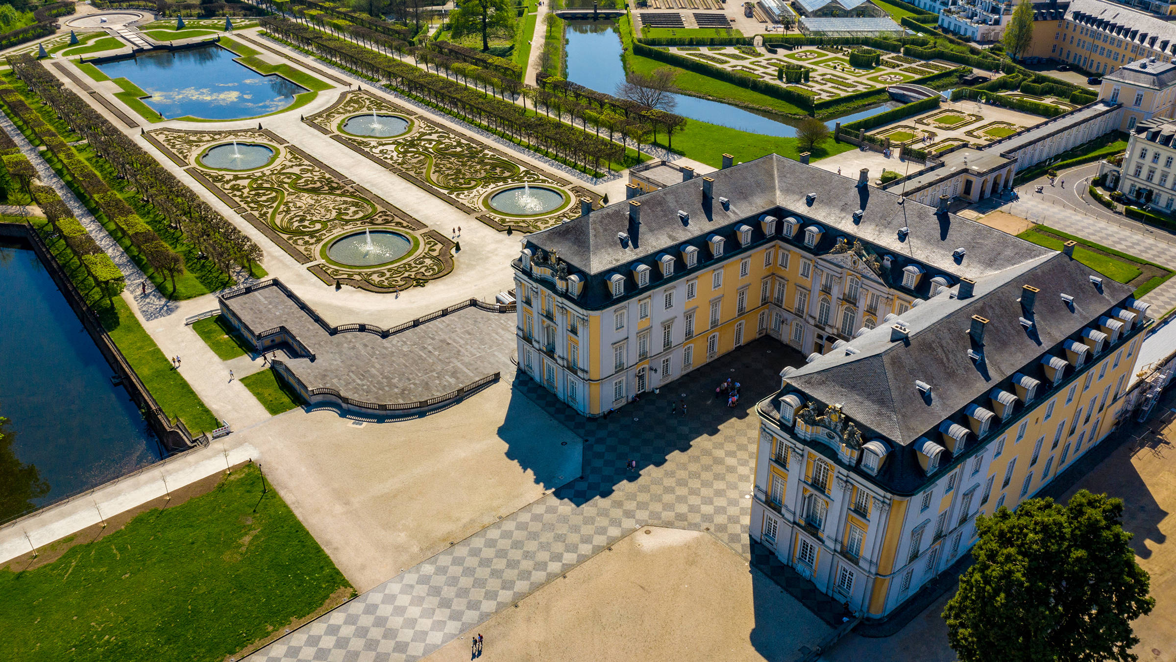 Augustusburg - H+ Hotel Köln Brühl - sito web ufficiale Augustusburg - H+ Hotel Köln Brühl - sito web ufficiale