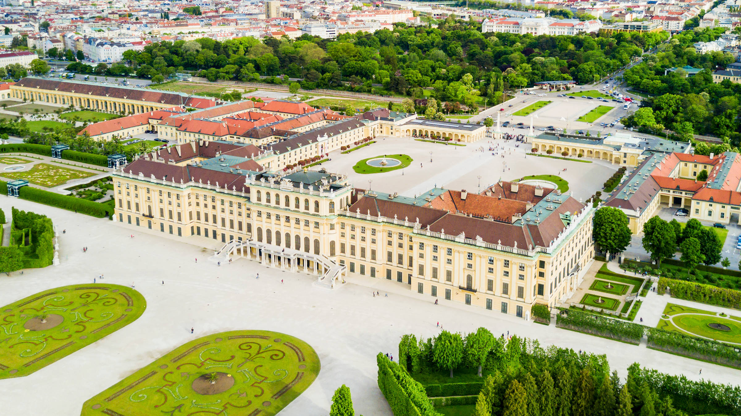 Schloss Schönbrunn in Wien - H+ Hotel Wien - Offizielle Webseite