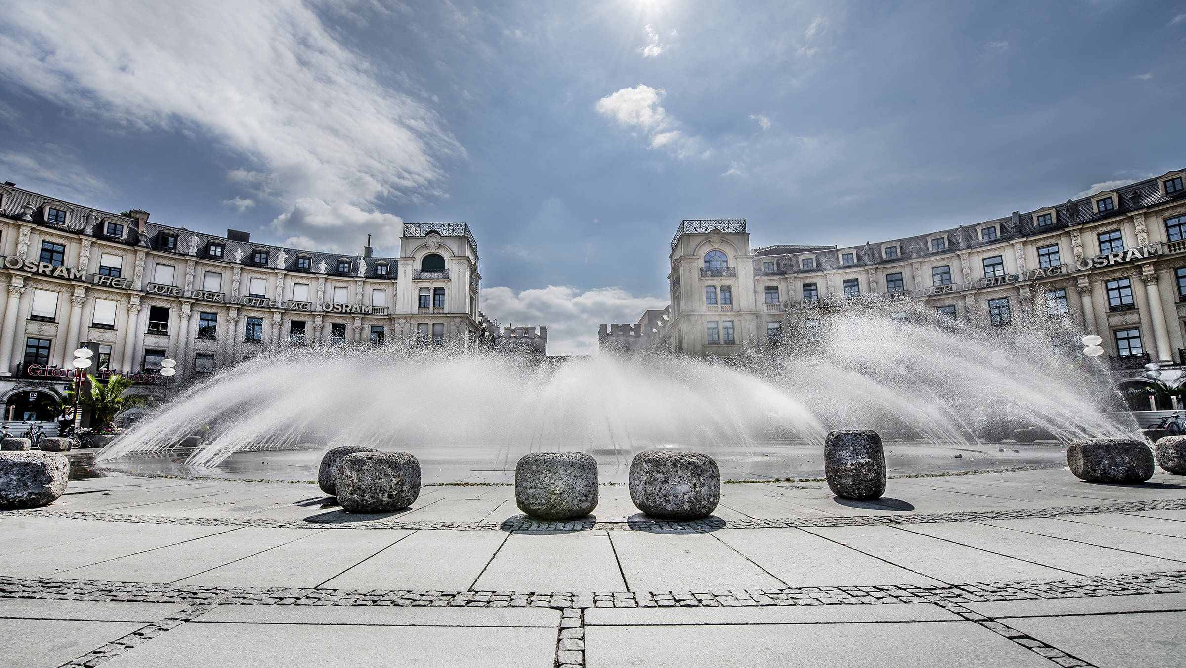 Stachus auf dem Karlsplatz | H-Hotels.com Stachus auf dem Karlsplatz | H-Hotels.com