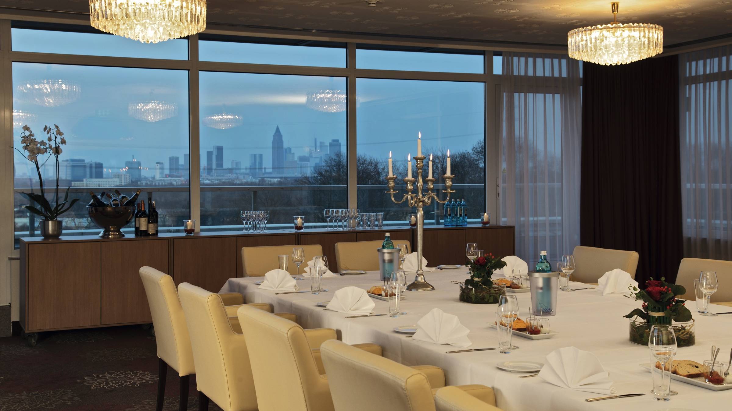 Banquets at the H4 Hotel Frankfurt Messe - Official website Banquets at the H4 Hotel Frankfurt Messe - Official website