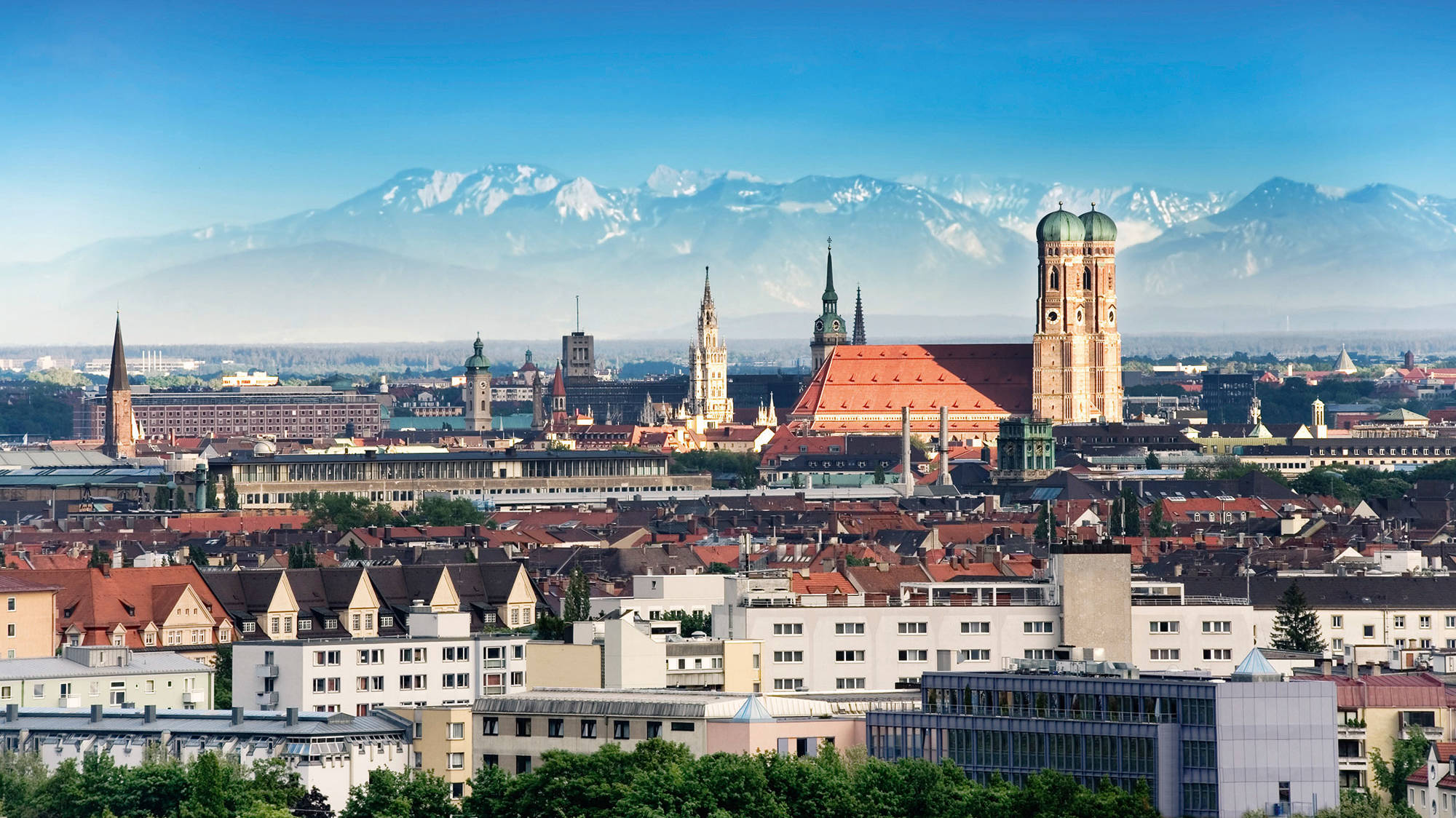 Alpenpanorama in München | H-Hotels.com Alpenpanorama in München | H-Hotels.com