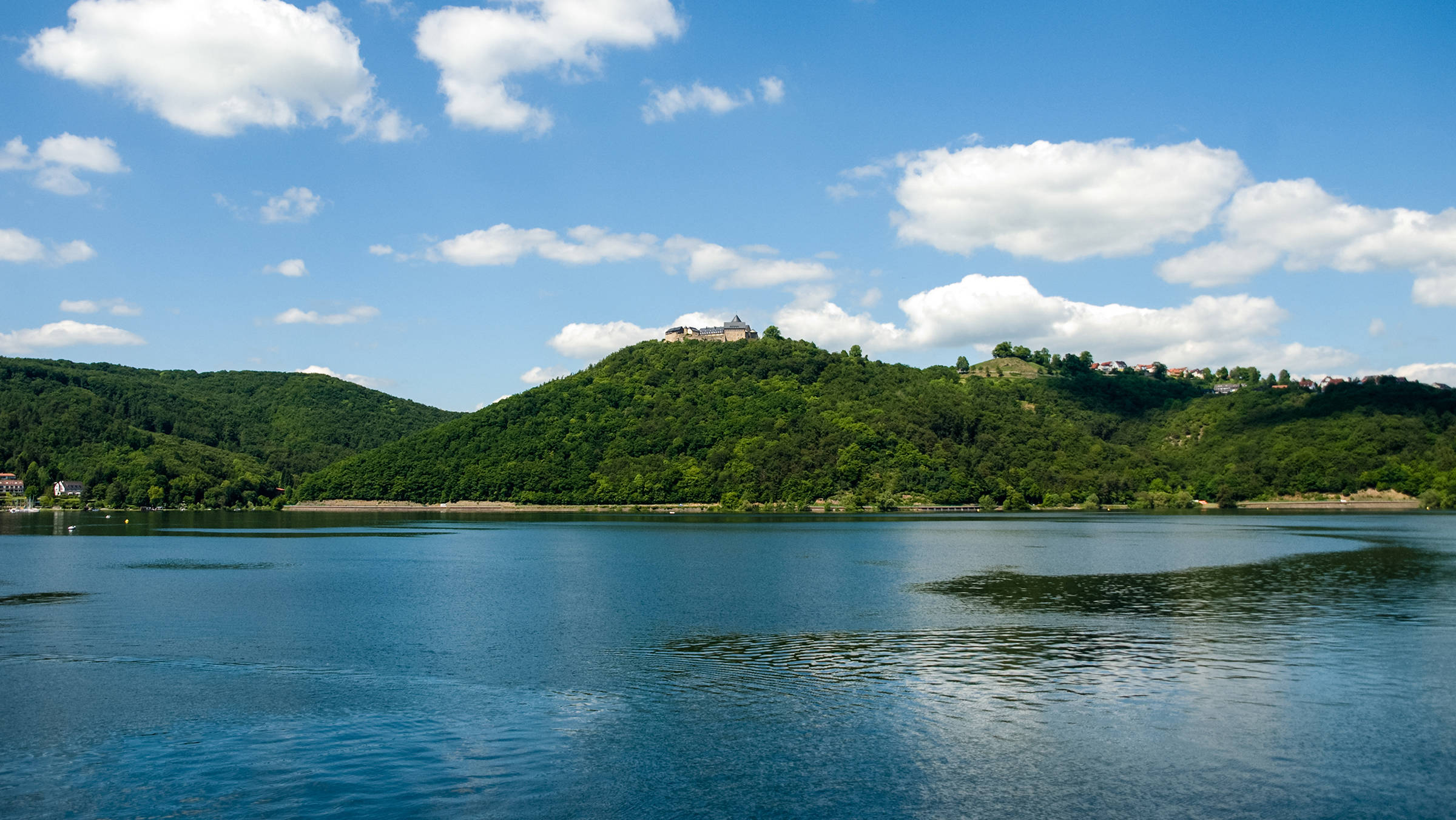 Edersee - Hotel Brunnenhaus Schloss Landau - Offizielle Webseite Edersee - Hotel Brunnenhaus Schloss Landau - Offizielle Webseite