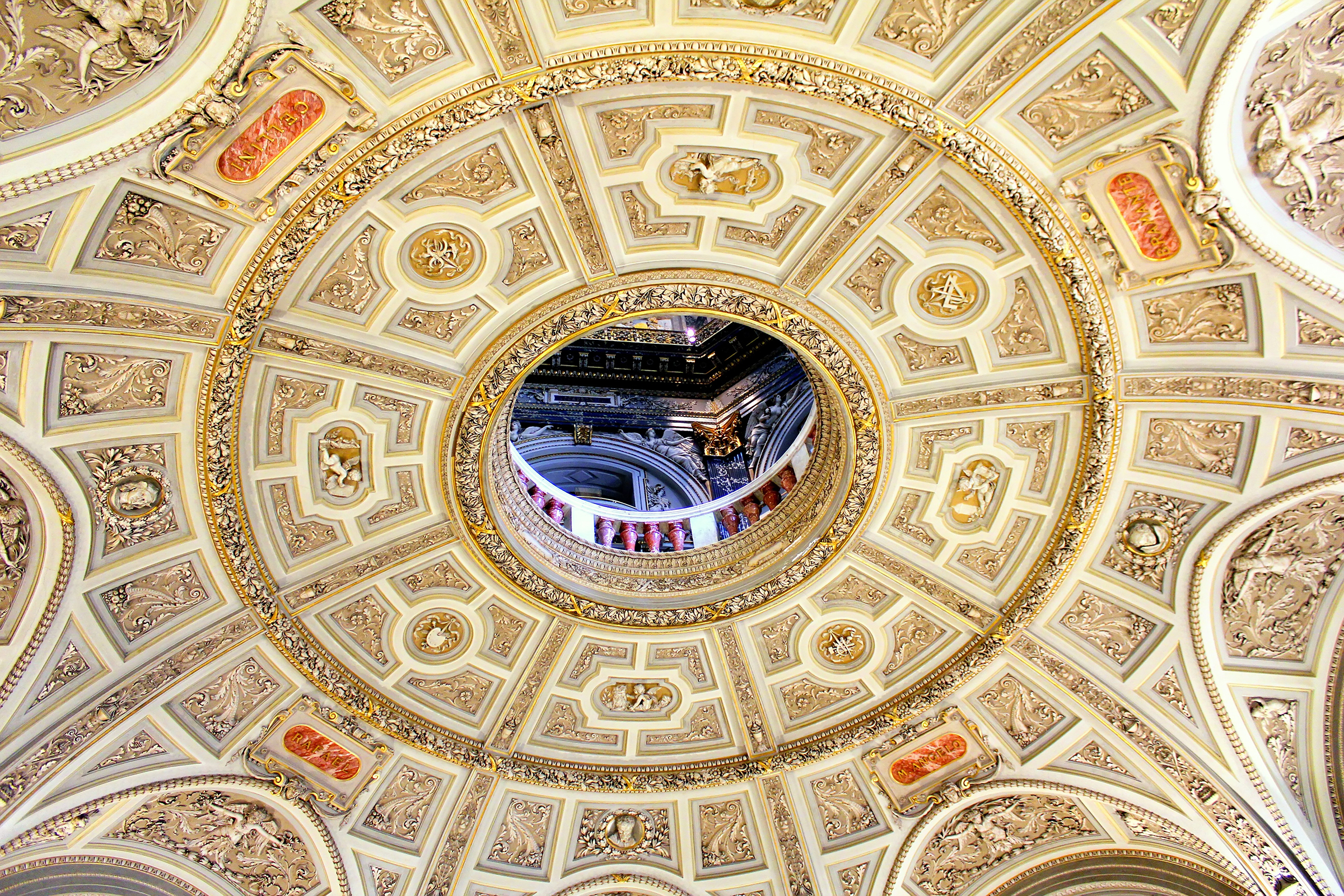 Kuppel im Kunsthistorischen Museum in Wien | H-Hotels.com