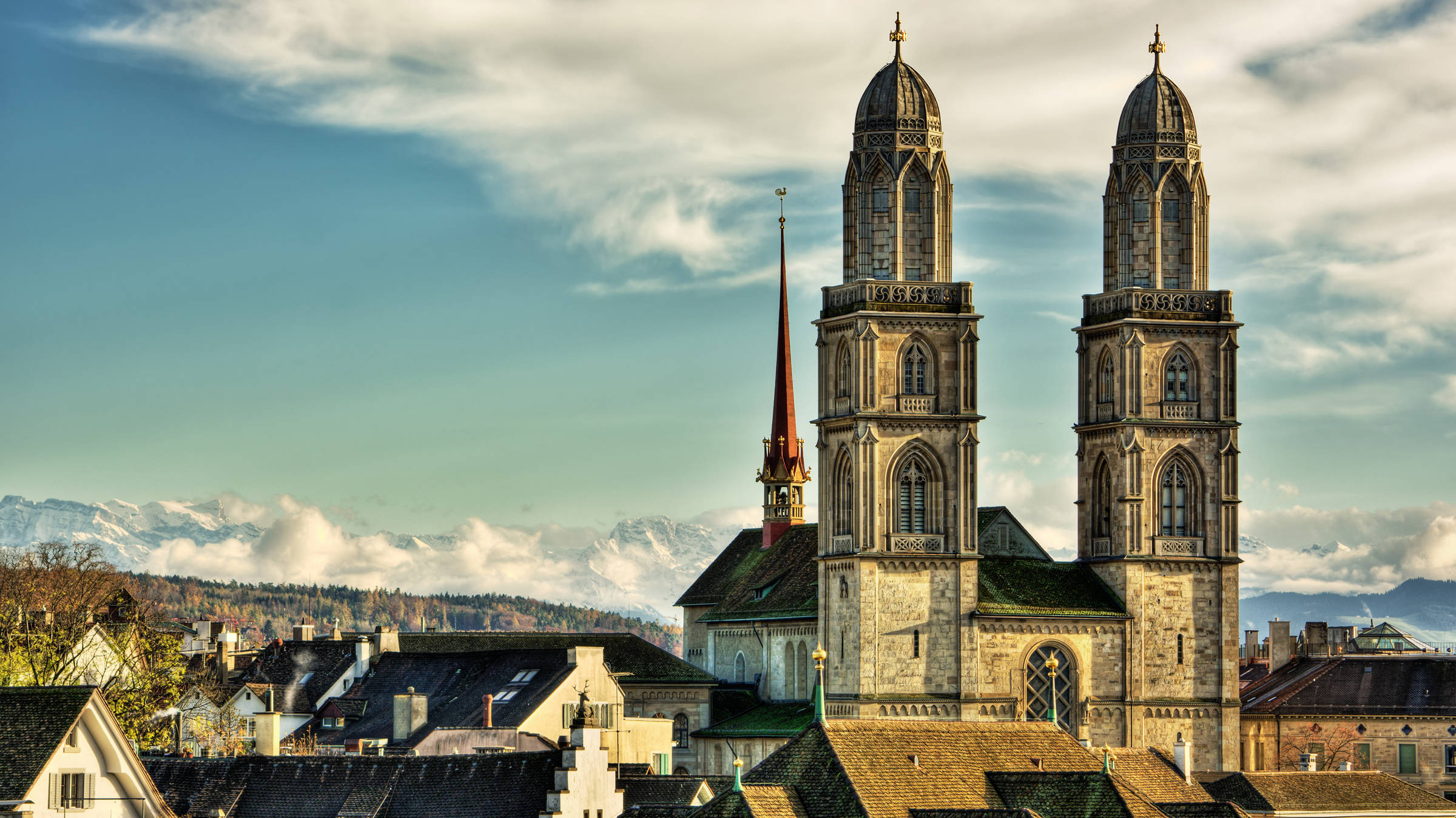 Cattedrale Großmünster - H+ Hotel Zürich - sito web ufficiale Cattedrale Großmünster - H+ Hotel Zürich - sito web ufficiale