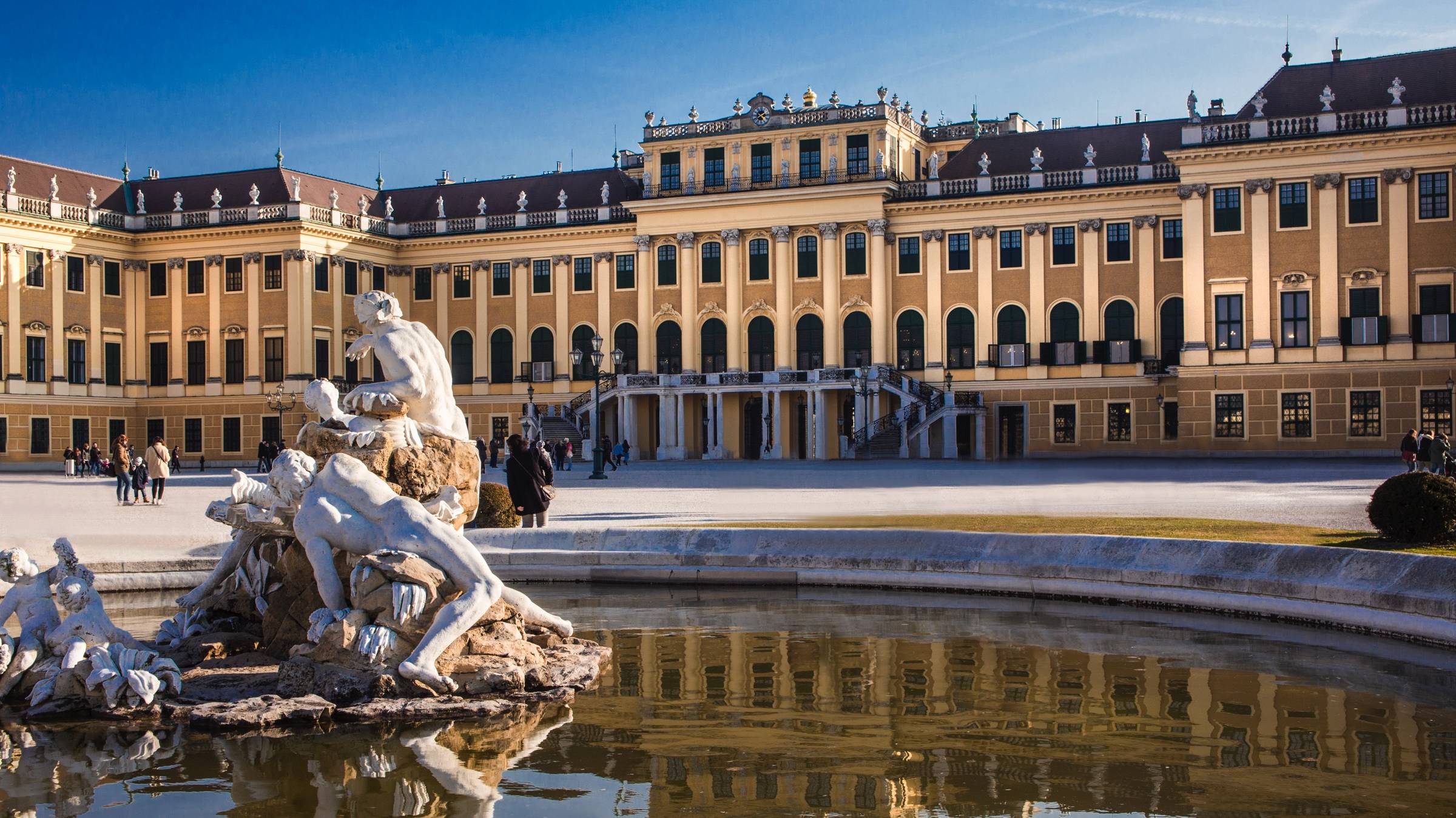Schönbrunn Palace - City break to Vienna with H-Hotels.com - Official website Schönbrunn Palace - City break to Vienna with H-Hotels.com - Official website