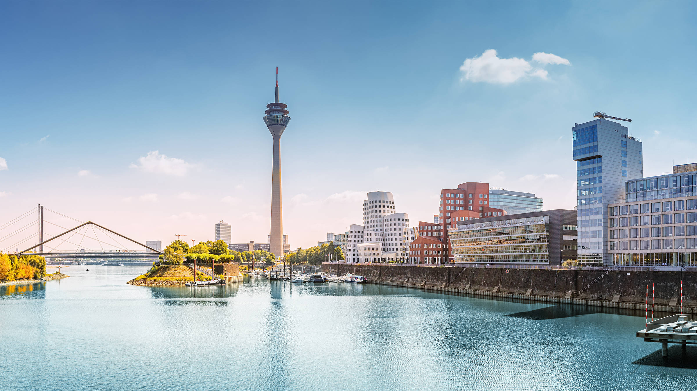 Promenades romantiques le long de la promenade du Rhin - H2 Hotel Düsseldorf Seestern - site internet officiel Promenades romantiques le long de la promenade du Rhin - H2 Hotel Düsseldorf Seestern - site internet officiel