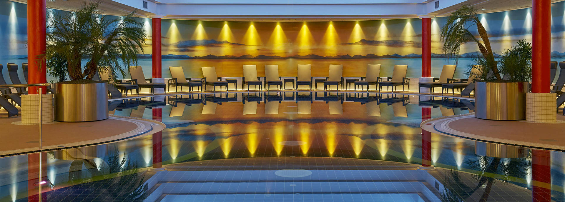 Schwimmbad mit Tagesangebot nutzen - H+ Hotel & Spa Friedrichroda - Offizielle Webseite