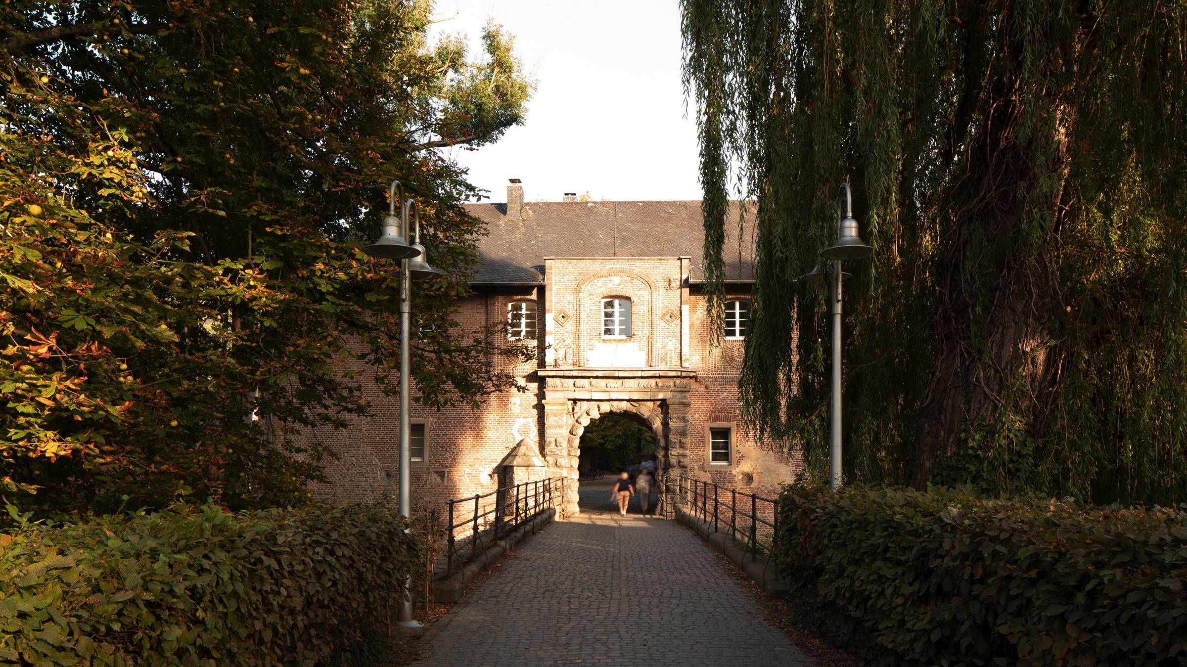Château Rheydt - H4 Hotel Mönchengladbach im BORUSSIA-PARK - site internet officiel Château Rheydt - H4 Hotel Mönchengladbach im BORUSSIA-PARK - site internet officiel