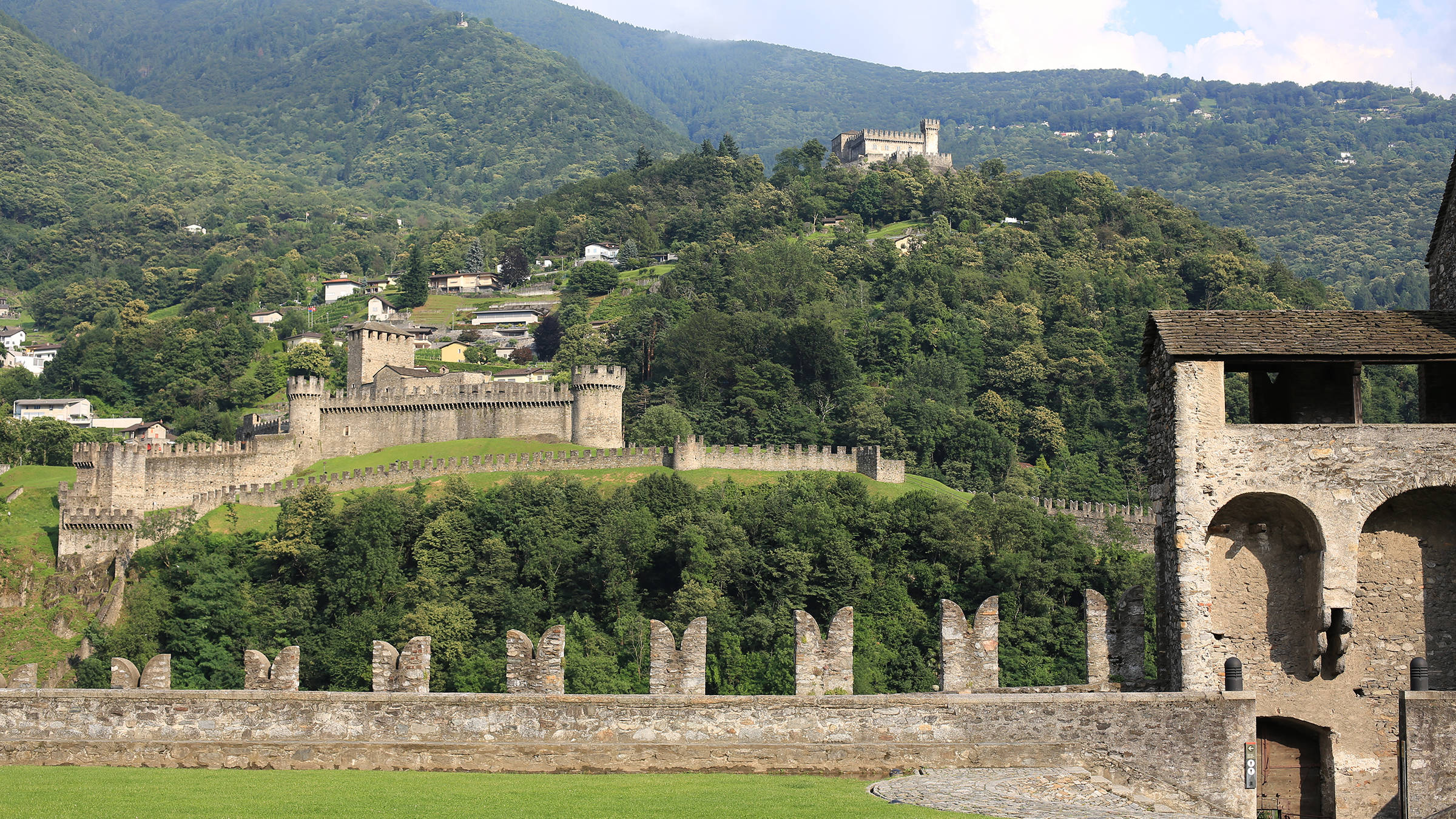 Bellinzona in Locarno | H-Hotels.com Bellinzona in Locarno | H-Hotels.com