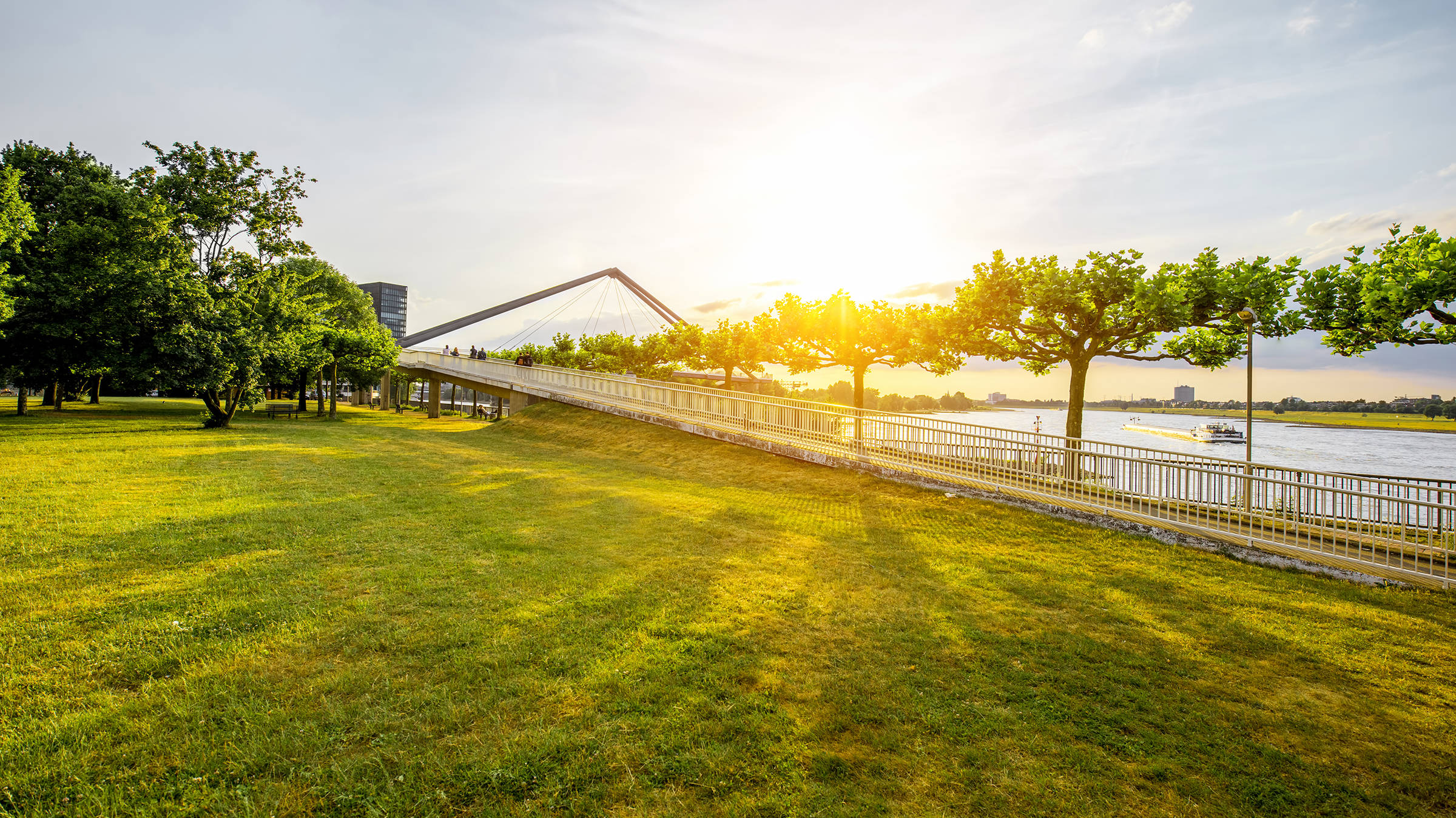 Rilassarsi nel parco - H2 Hotel Düsseldorf Seestern - sito web ufficiale Rilassarsi nel parco - H2 Hotel Düsseldorf Seestern - sito web ufficiale