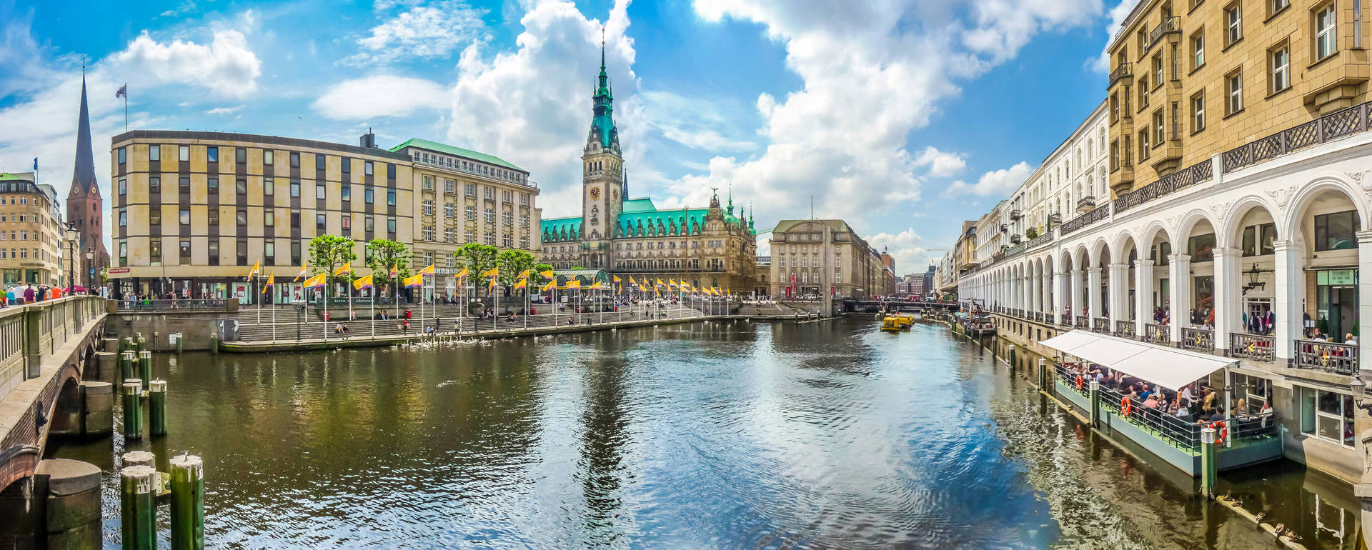 Discover Hamburg with the attractive offers of the H4 Hotel Hamburg Bergedorf - Official website