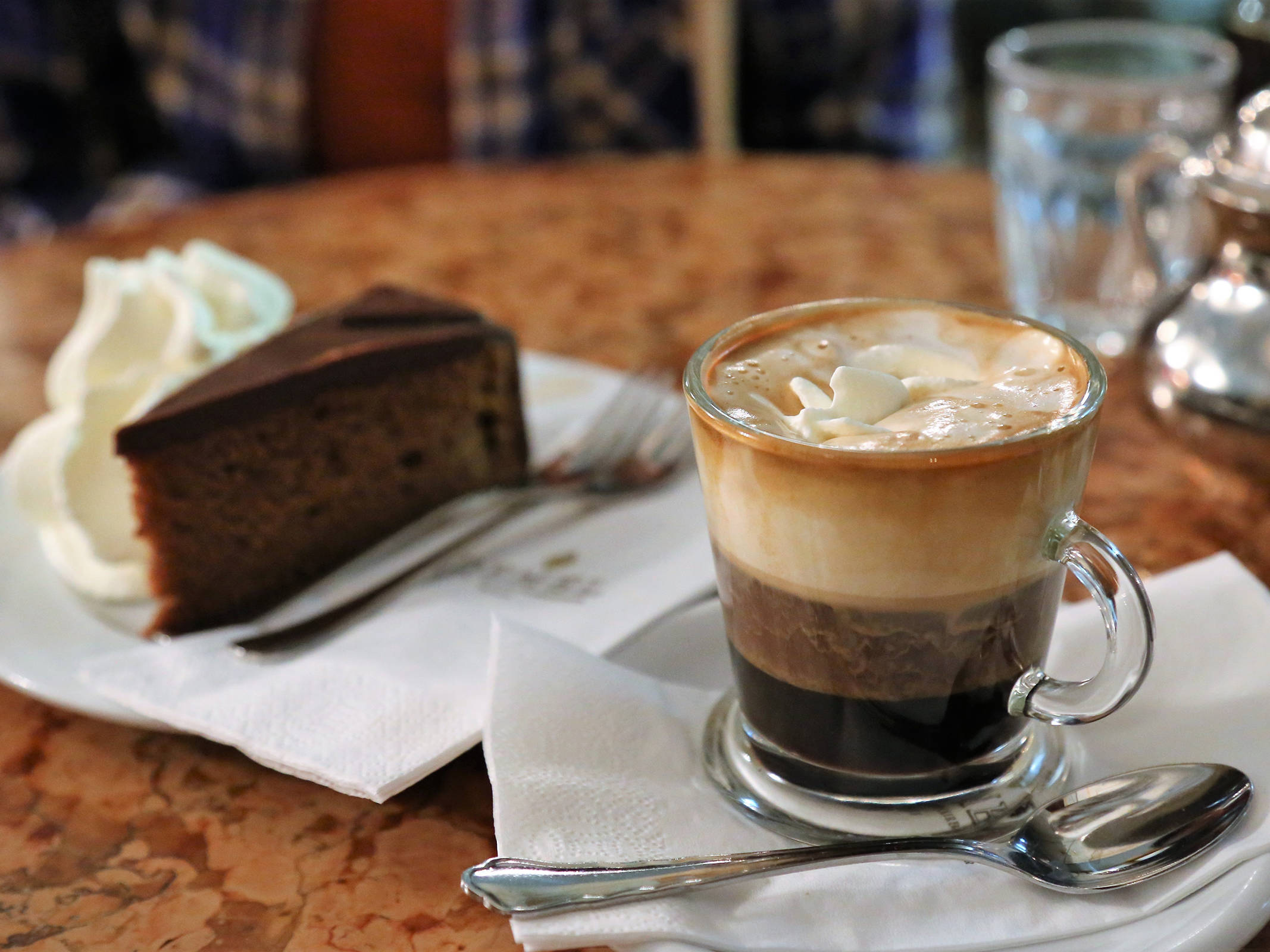 Wiener Kaffeespezialitäten - H+ Hotel Wien - Offizielle Webseite Wiener Kaffeespezialitäten - H+ Hotel Wien - Offizielle Webseite
