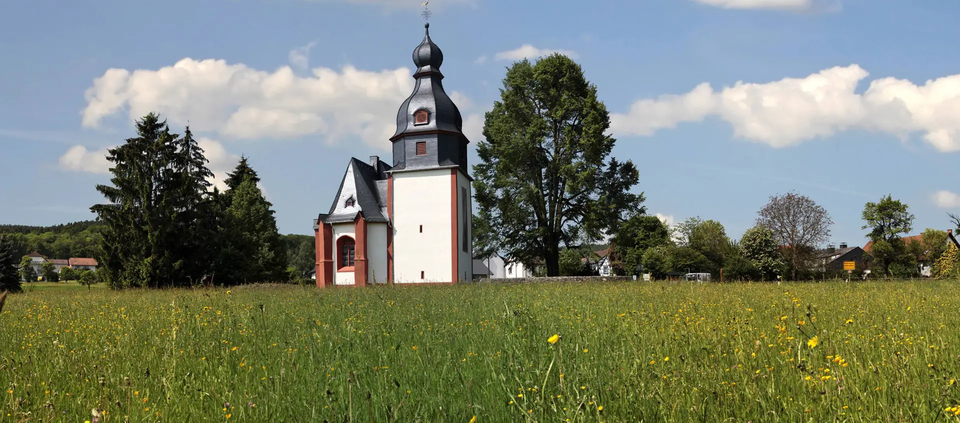 Redeem your travel voucher and discover Wiesbaden und Niedernhausen - h-hotels.com - Official website