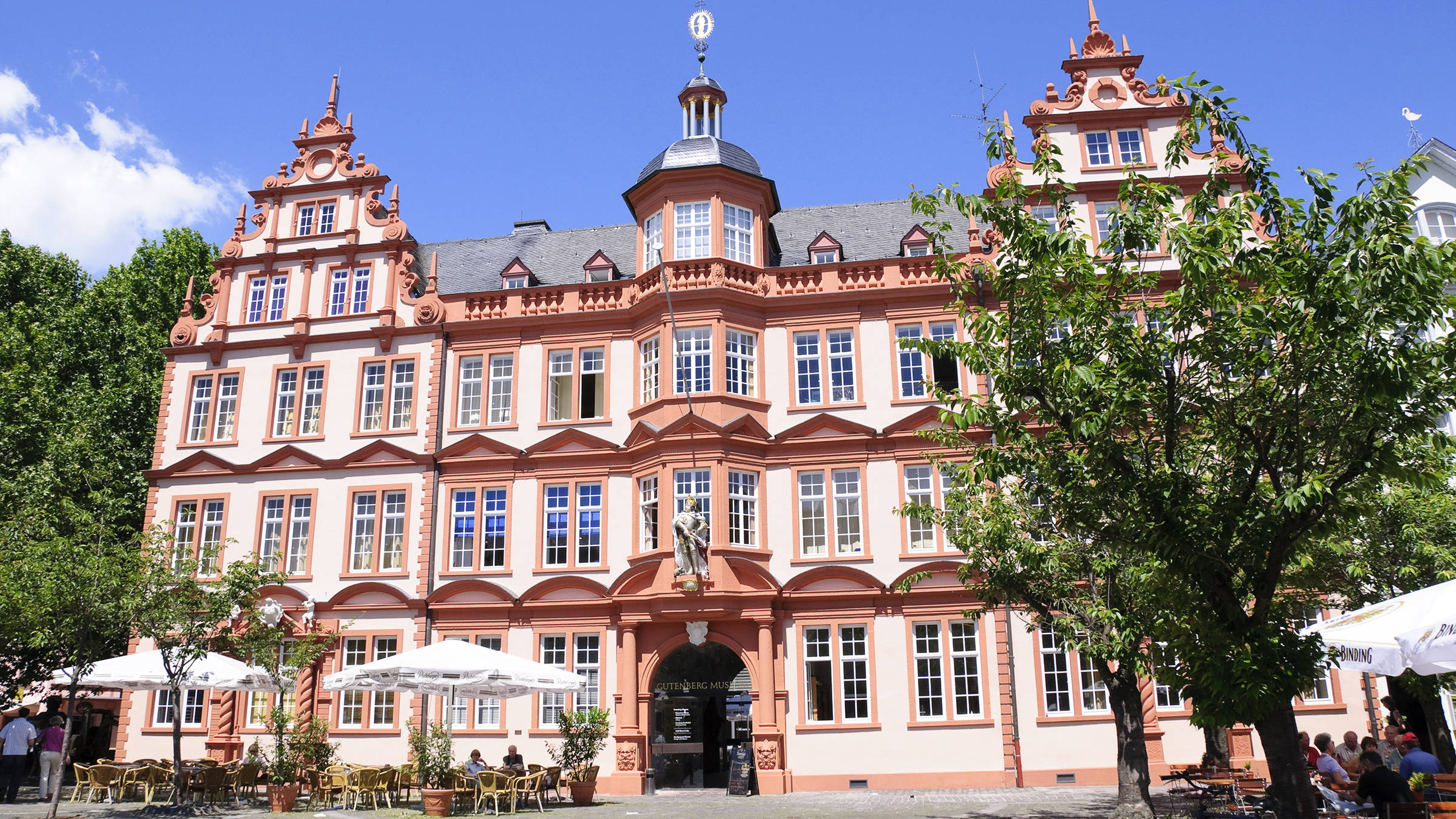 Gutenberg-Museum - H+ Hotel Frankfurt Airport West - Official website Gutenberg-Museum - H+ Hotel Frankfurt Airport West - Official website