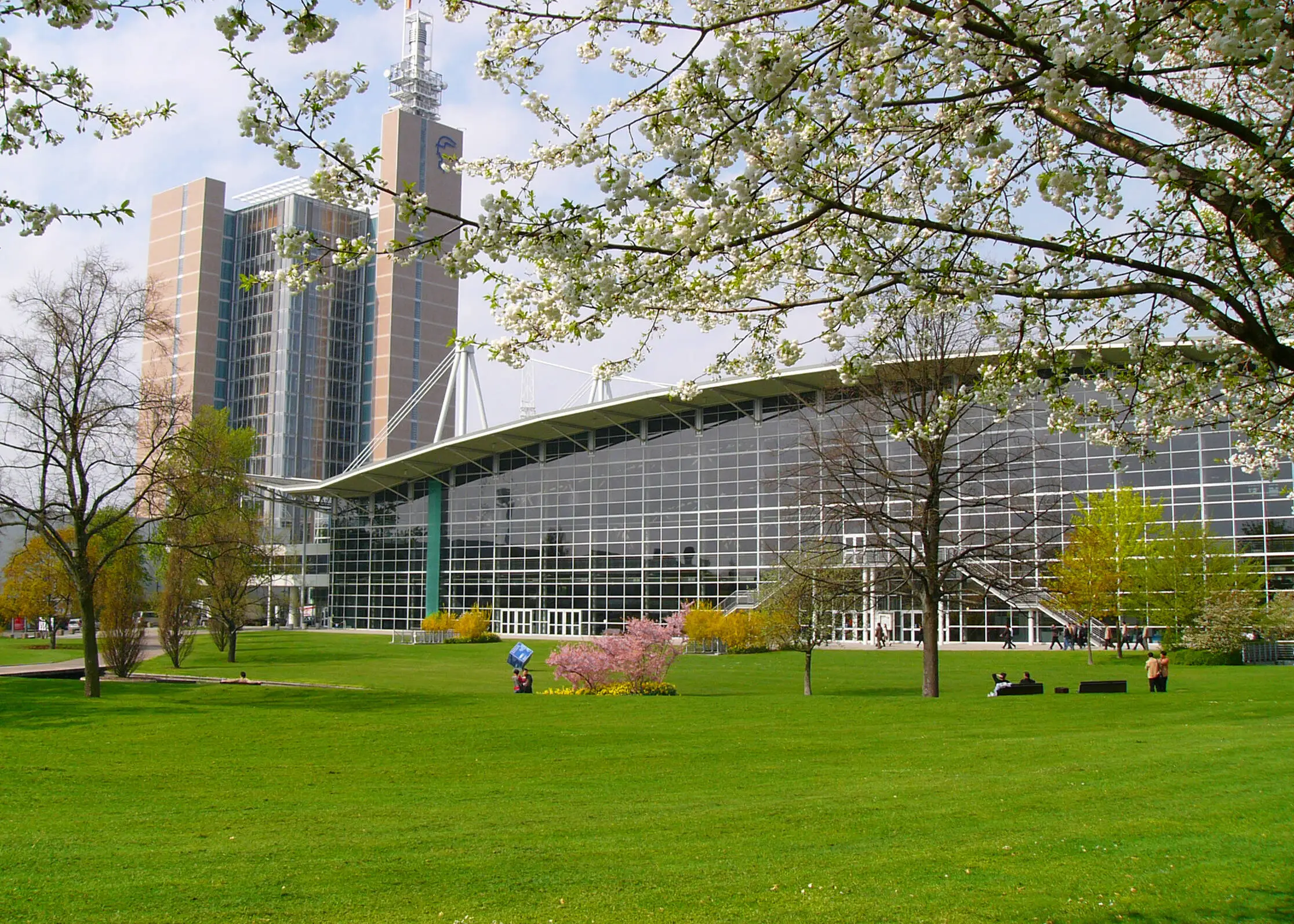 Desde el hotel directamente al recinto ferial H4 Hotel Hannover Messe