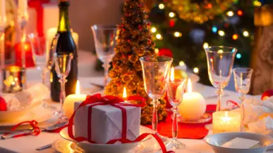 Weihnachtlich gedeckter Tisch Weihnachtlich gedeckter Tisch
