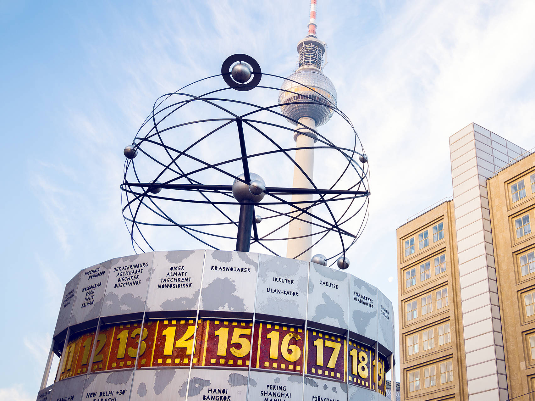 Weltzeituhr Berlin - H-Hotels.com Weltzeituhr Berlin - H-Hotels.com