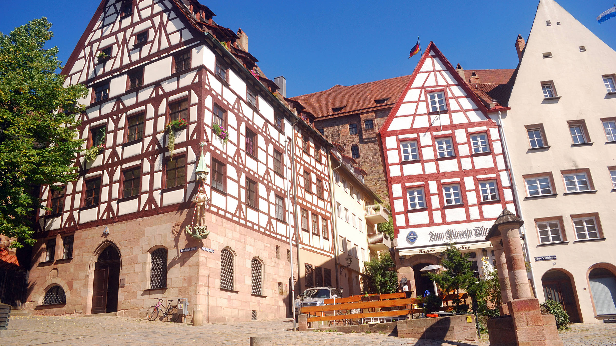 Casa di Albrecht-Dürer - H+ Hotel Nürnberg - sito web ufficiale Casa di Albrecht-Dürer - H+ Hotel Nürnberg - sito web ufficiale