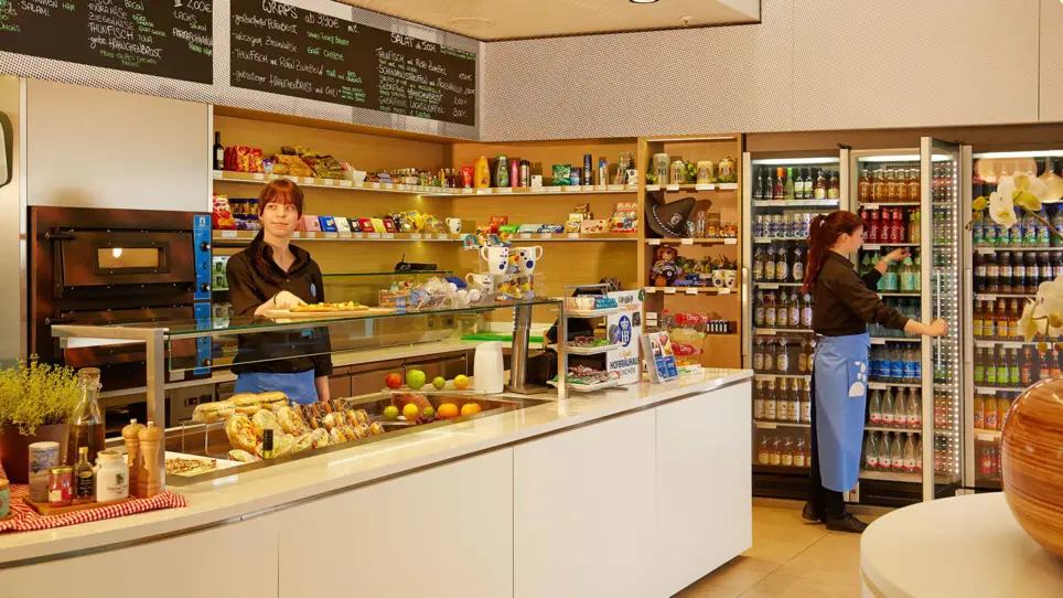 Breakfast buffet at the H2 Hotel München Messe - Official website