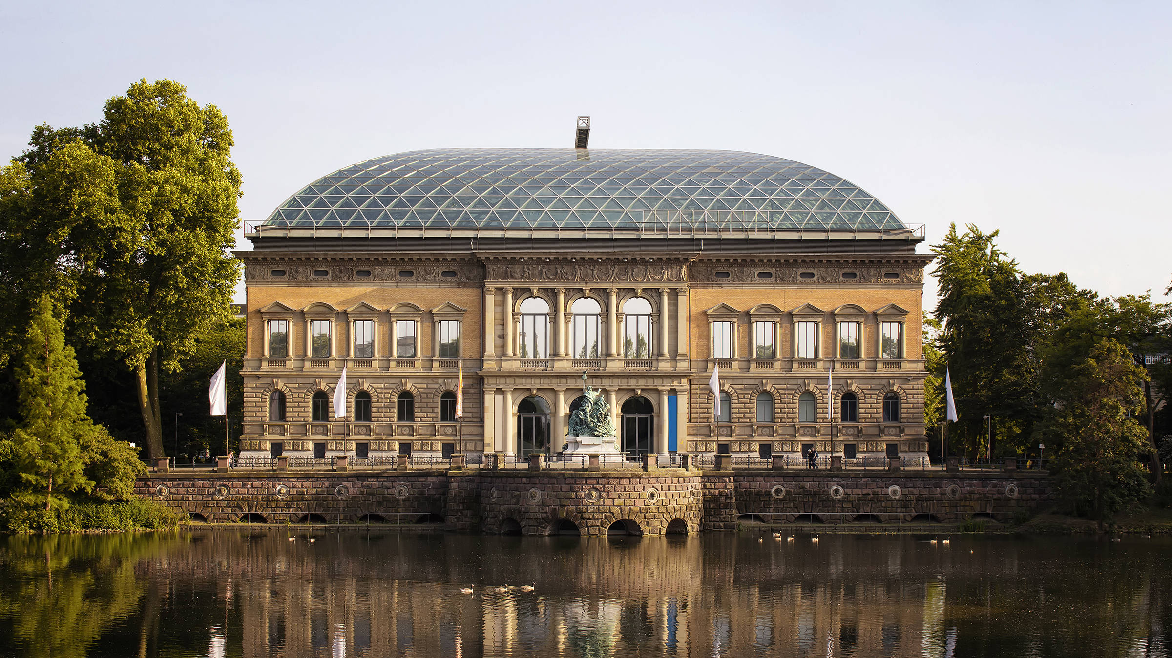 Museums of art in Düsseldorf - H2 Hotel Düsseldorf City - Official website Museums of art in Düsseldorf - H2 Hotel Düsseldorf City - Official website