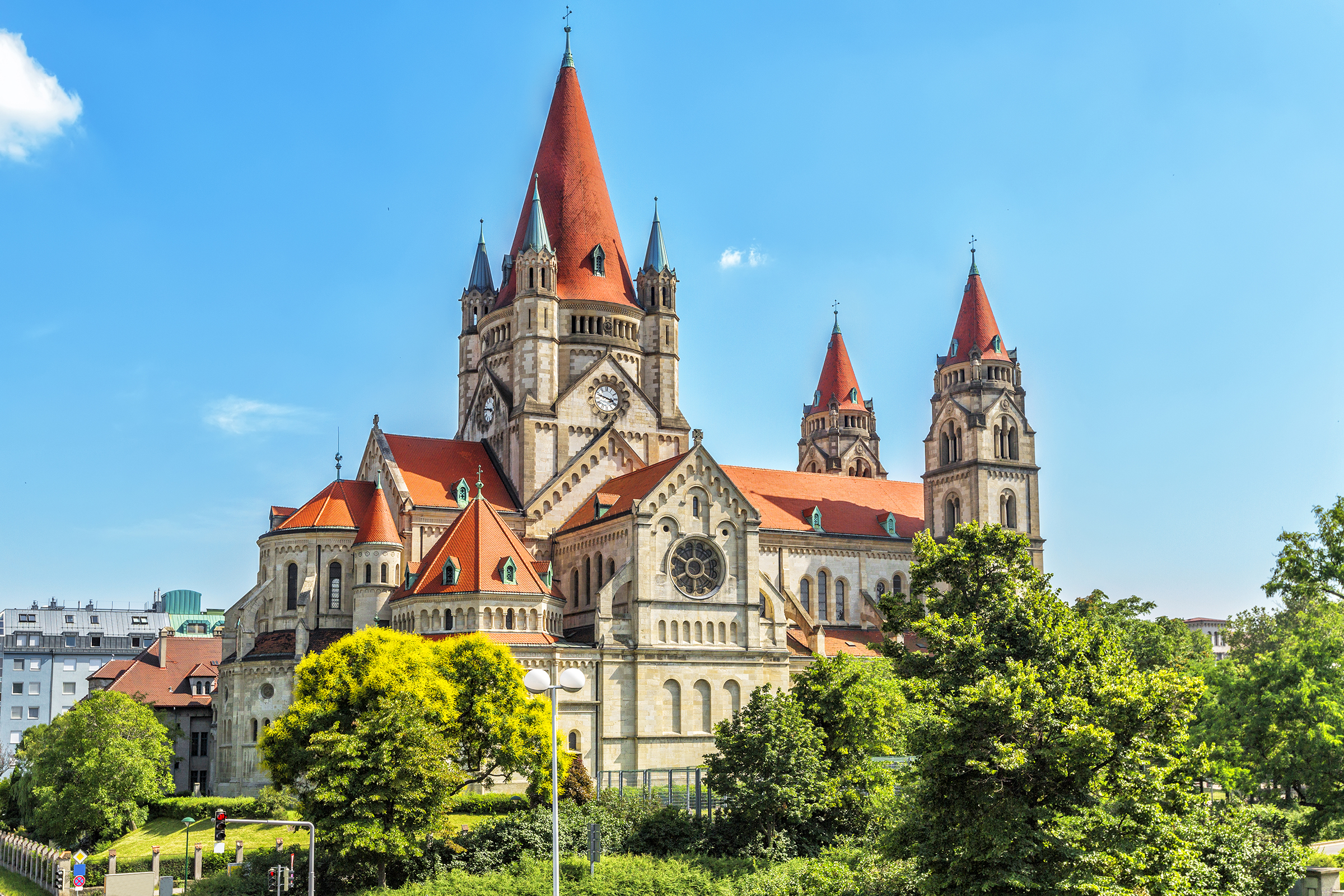 Franz-von-Assisi-Kirche in Wien | H-Hotels.com Franz-von-Assisi-Kirche in Wien | H-Hotels.com