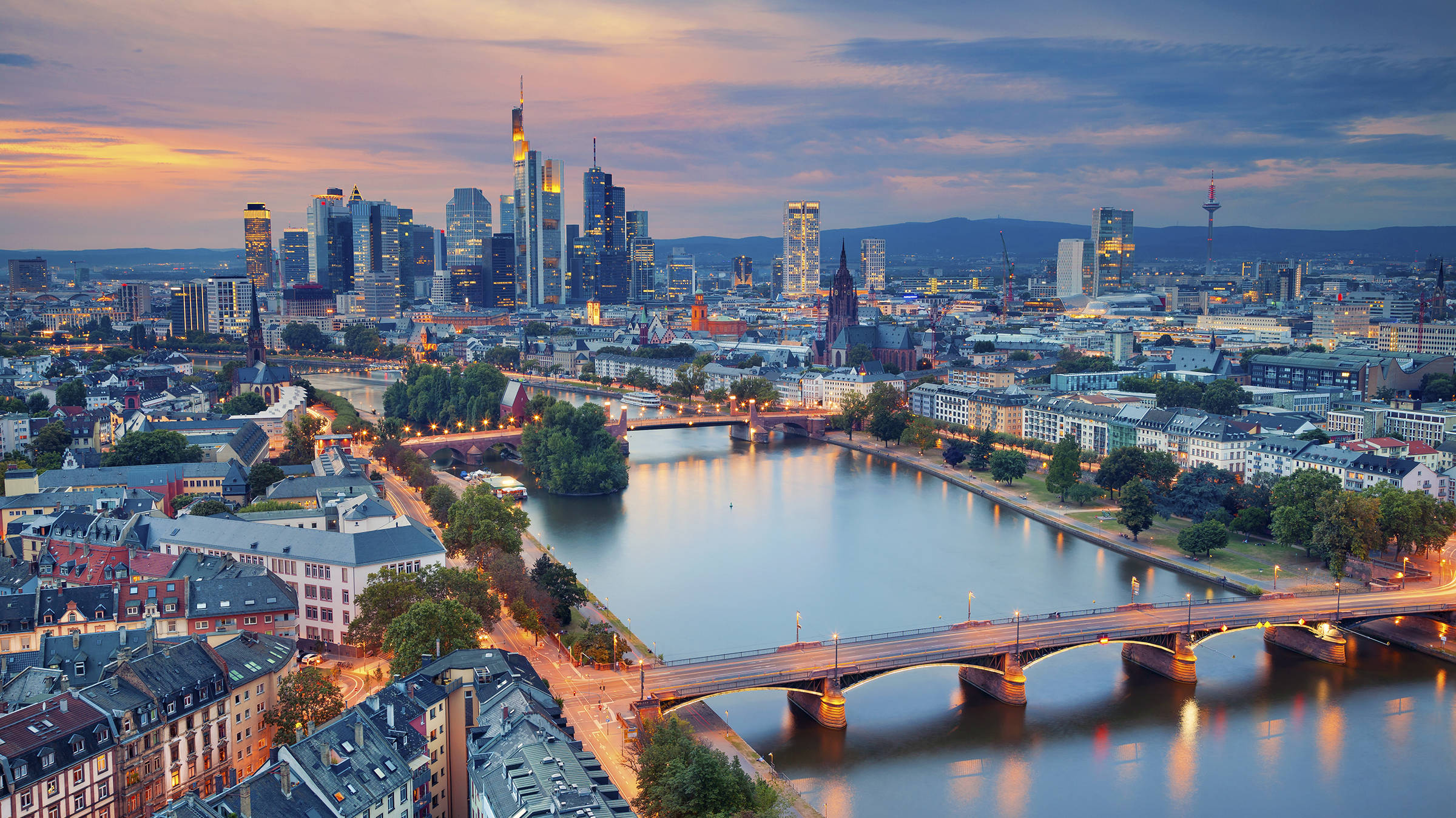 Discover Frankfurt with the H+ Hotel Wiesbaden Niedernhausen - Official website Discover Frankfurt with the H+ Hotel Wiesbaden Niedernhausen - Official website