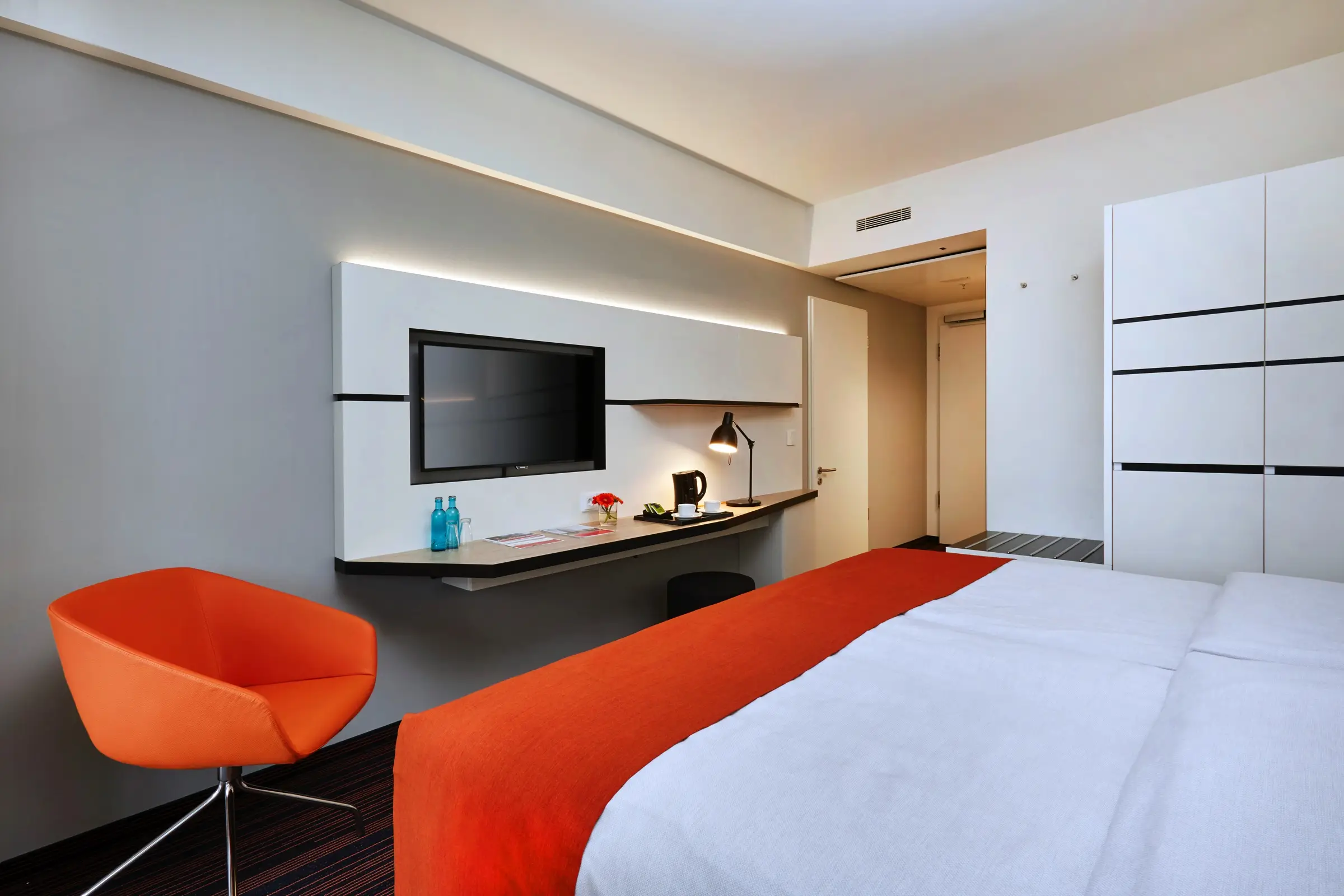 Modernes Komfort Queen Zimmer im Hyperion Hotel Hamburg - Offizielle Webseite