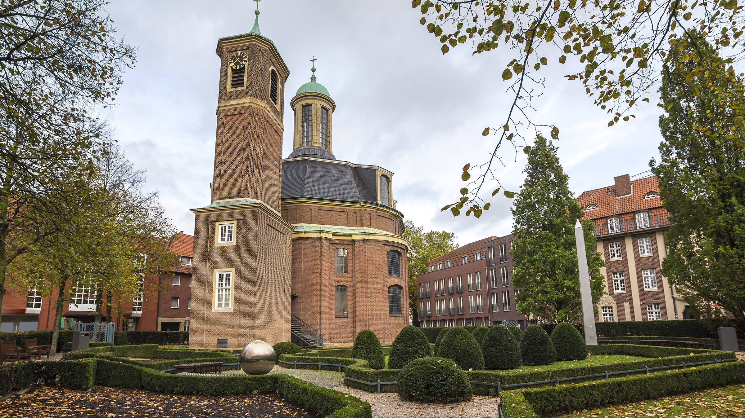 Clemenskirche | H-Hotels.com Clemenskirche | H-Hotels.com