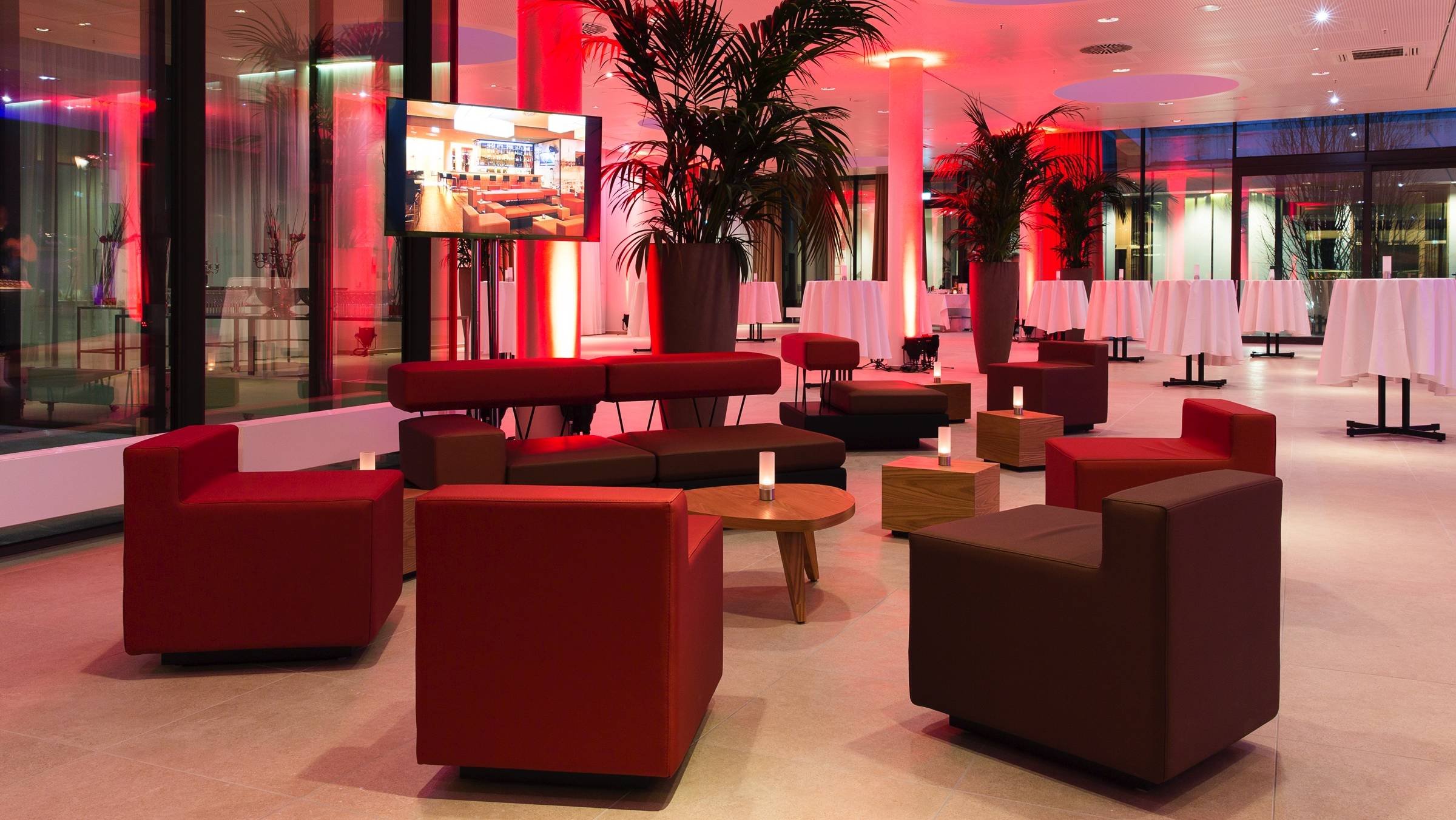 Eventhof im H4 Hotel München Messe - Offizielle Webseite Eventhof im H4 Hotel München Messe - Offizielle Webseite