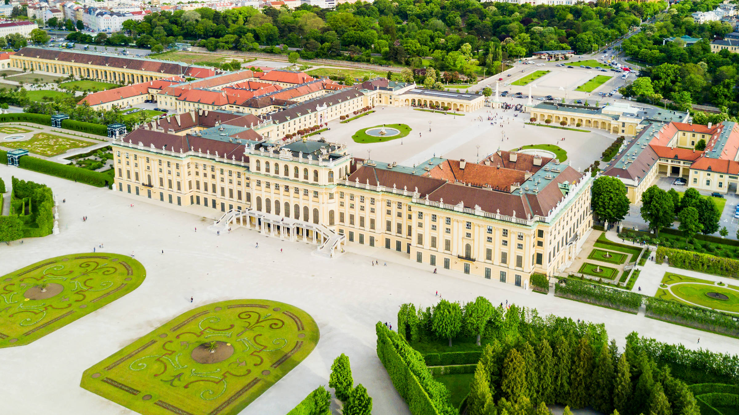 Schönbrunn Palace - H+ Hotel Wien - Official website
