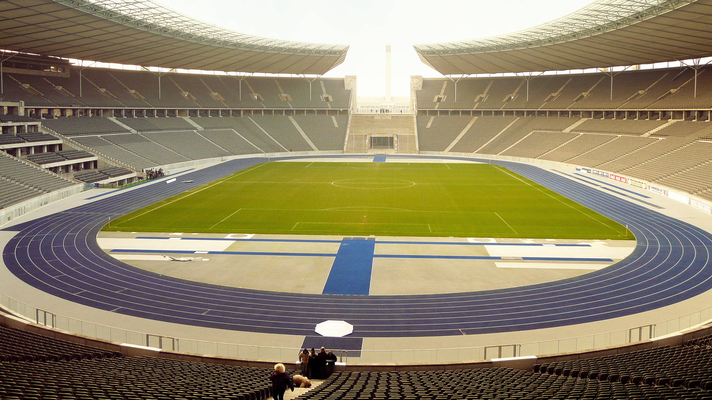 Olympiastadion - Hyperion Hotel Berlin