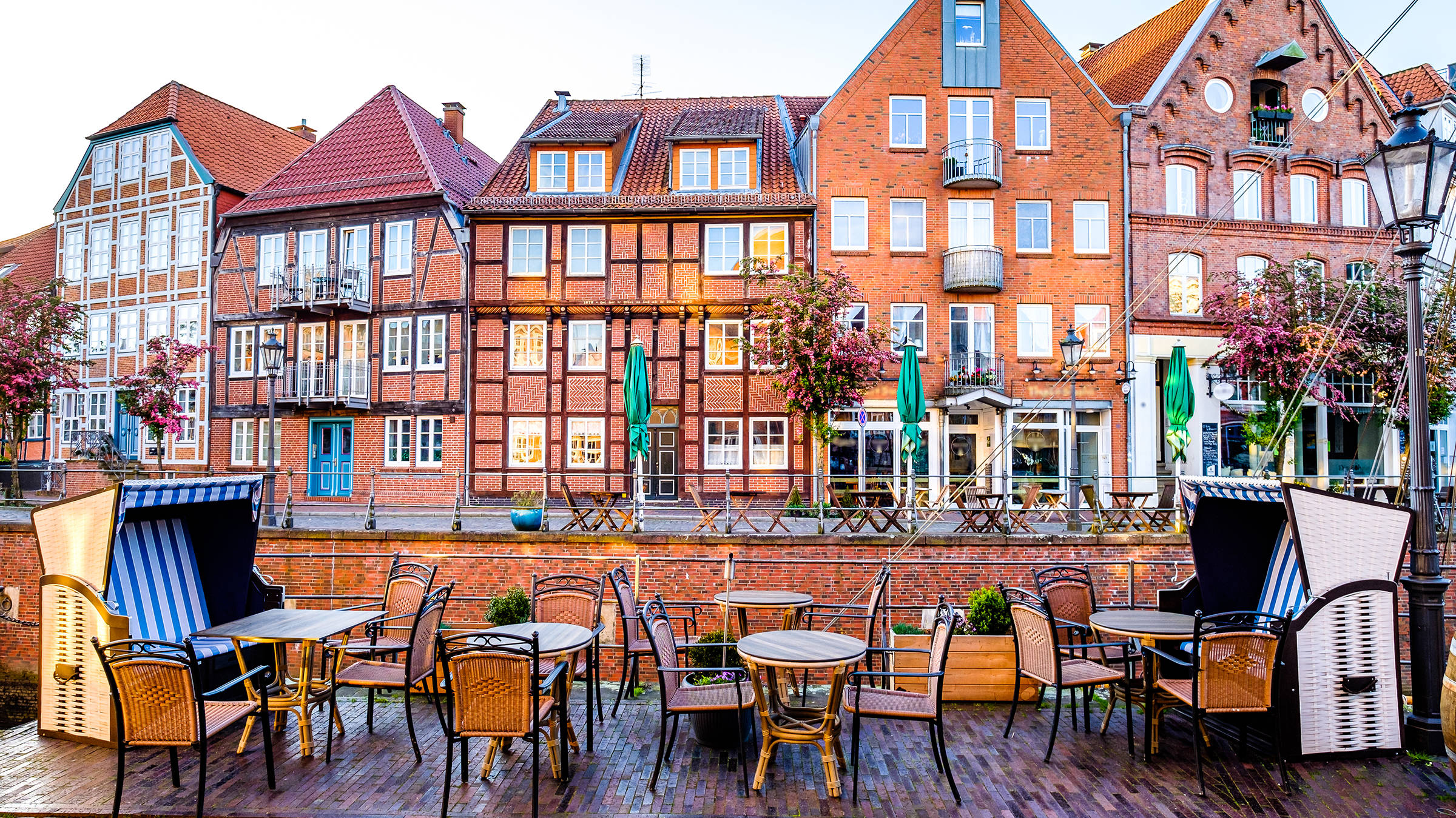 Elegantes Abendessen mit Spezialitäten der Nordsee