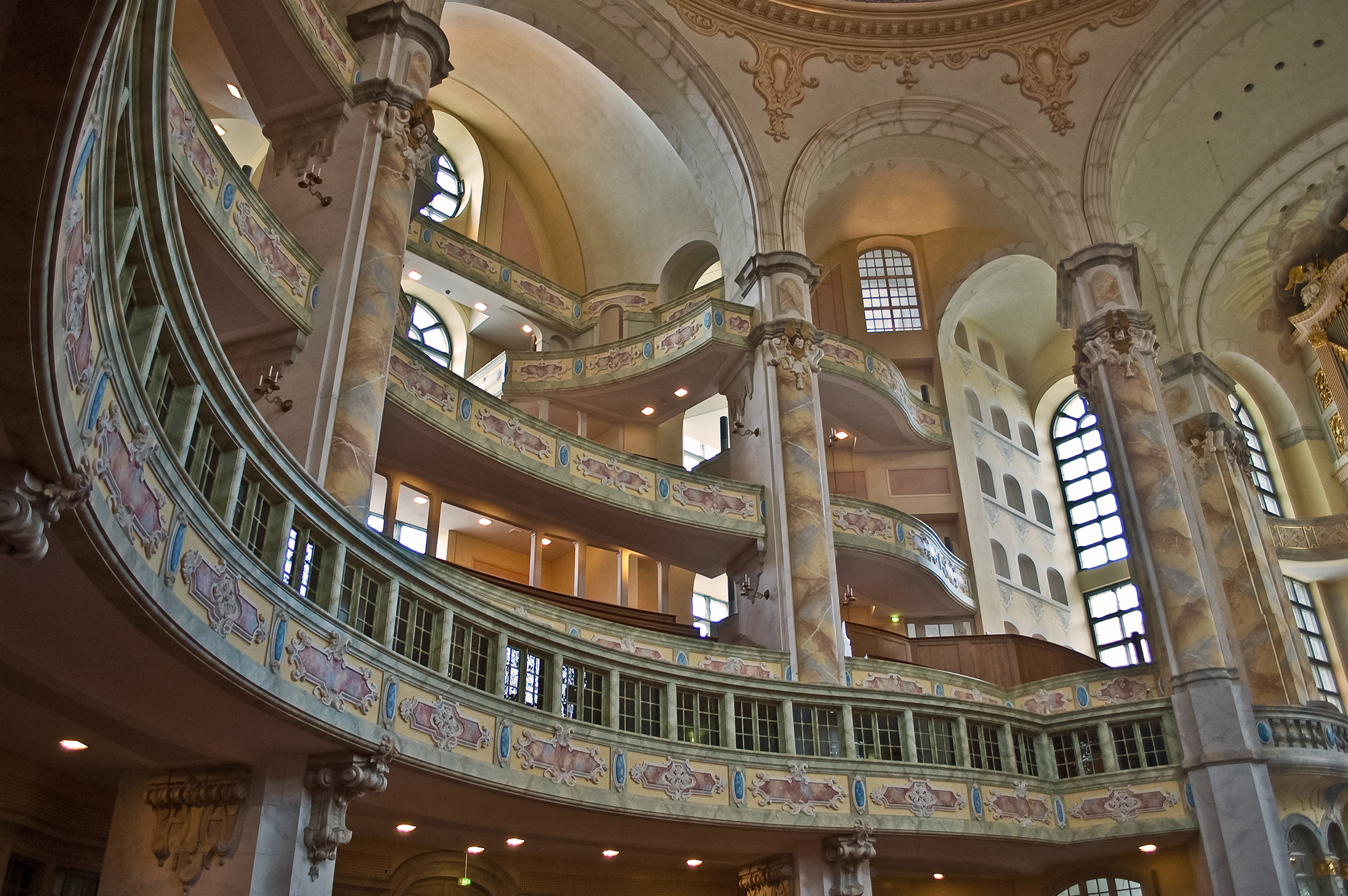Frauenkirche- Städtereise Dresden - H-Hotels.com Frauenkirche- Städtereise Dresden - H-Hotels.com