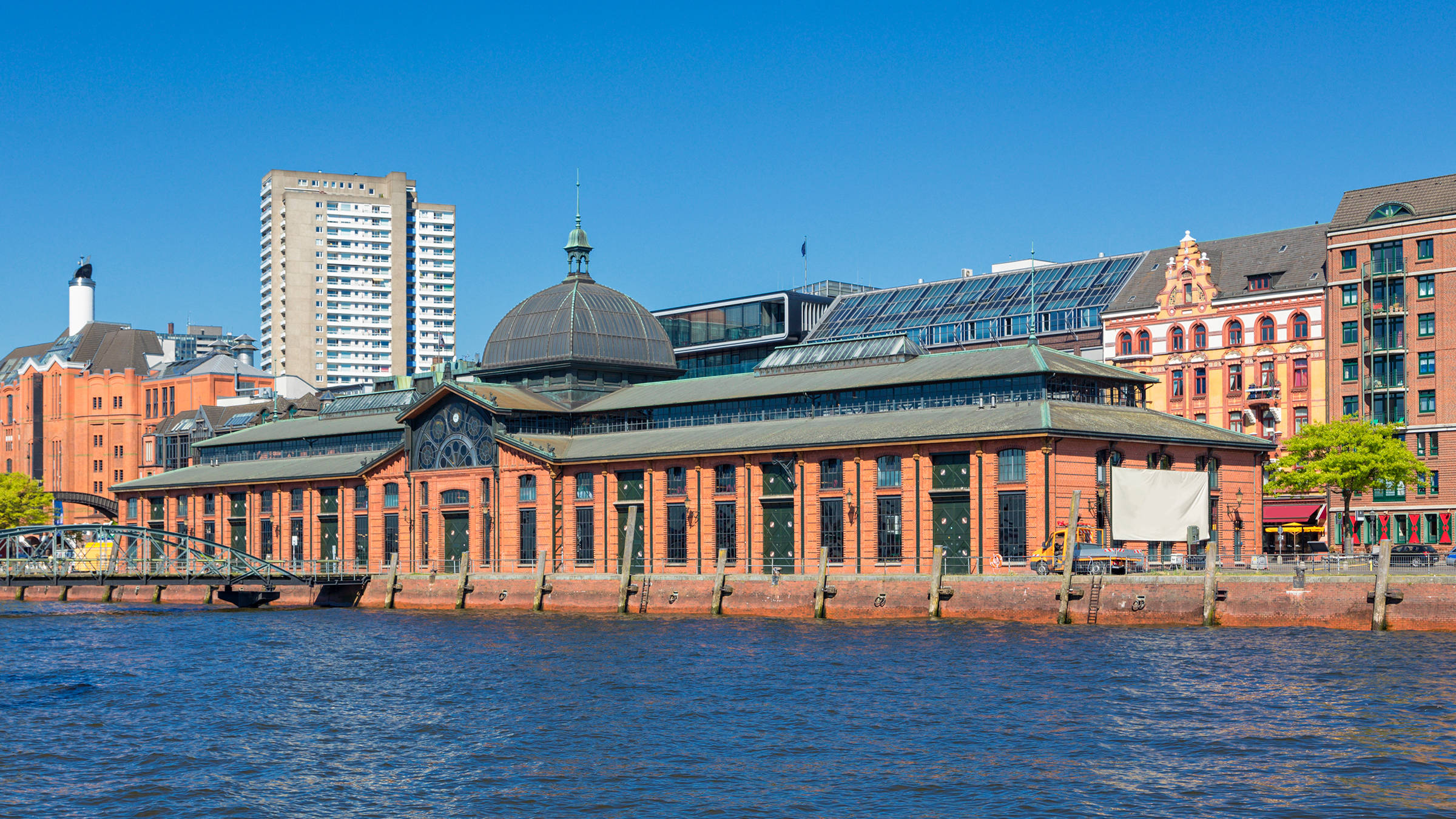 Fischmarkt - Städtereise nach Hamburg mit H-Hotels.com - Offizielle Webseite Fischmarkt - Städtereise nach Hamburg mit H-Hotels.com - Offizielle Webseite