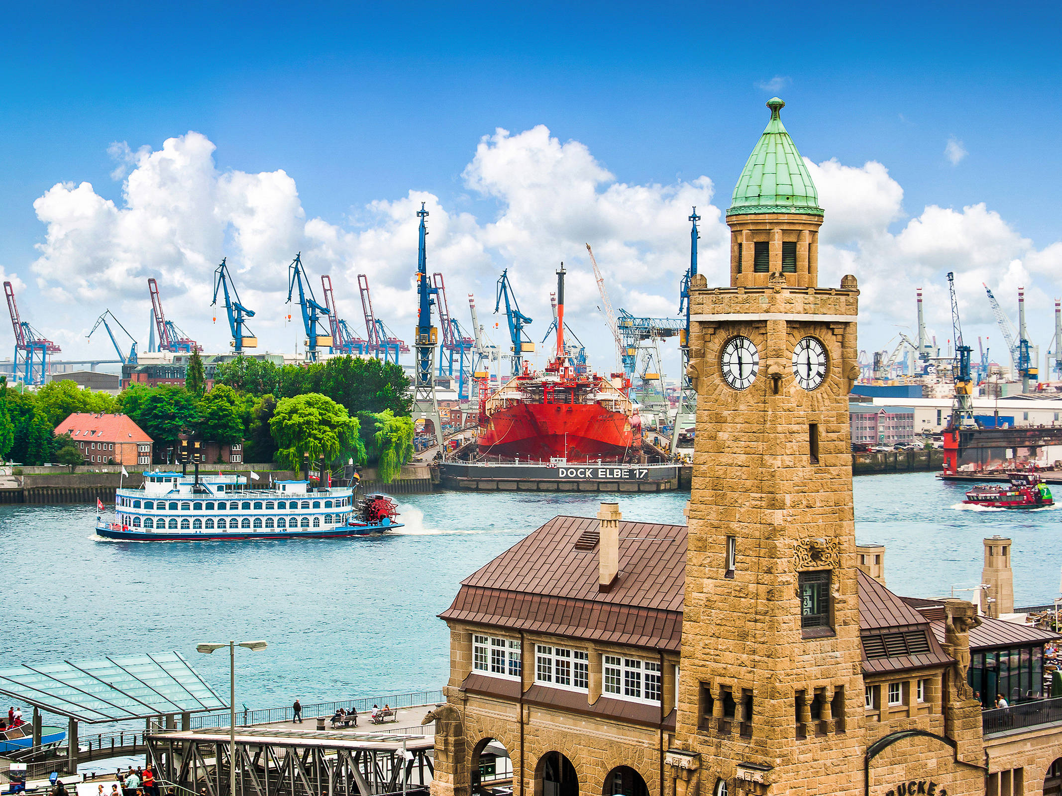 Il mercato del pesce vicino all'hotel H4 Hotel Hamburg Bergedorf - Sito web ufficiale Il mercato del pesce vicino all'hotel H4 Hotel Hamburg Bergedorf - Sito web ufficiale