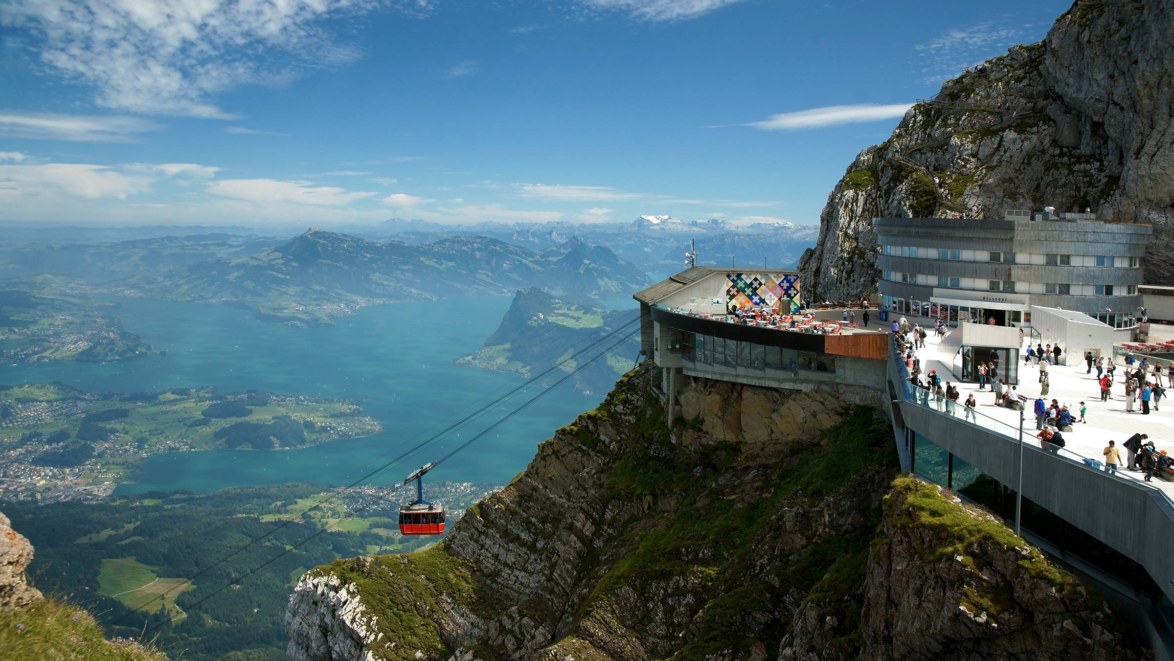 Cableway near the H+ Hotel & Spa Engelberg - Official website