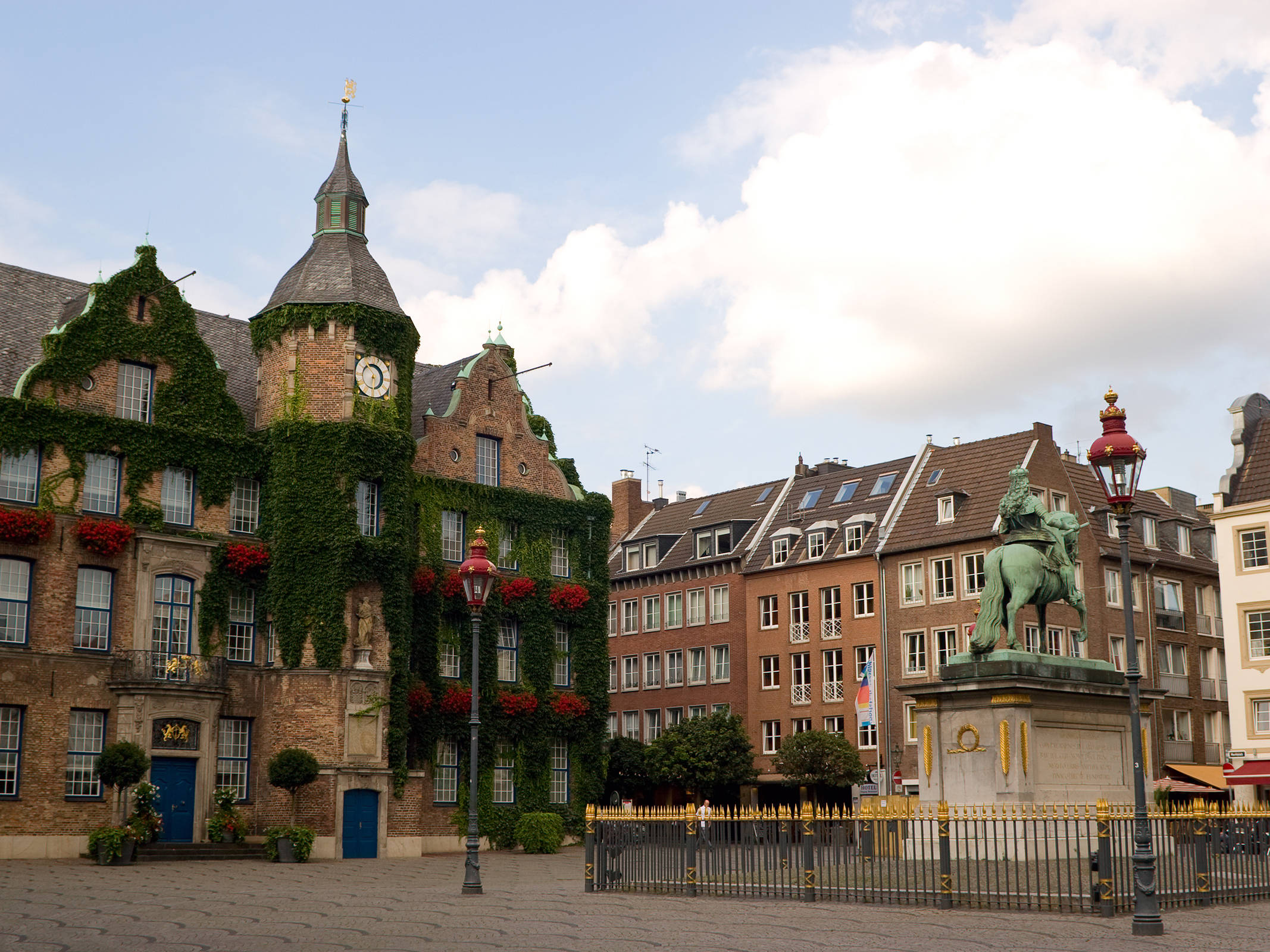 Rathaus am Marktplatz | H-Hotels.com