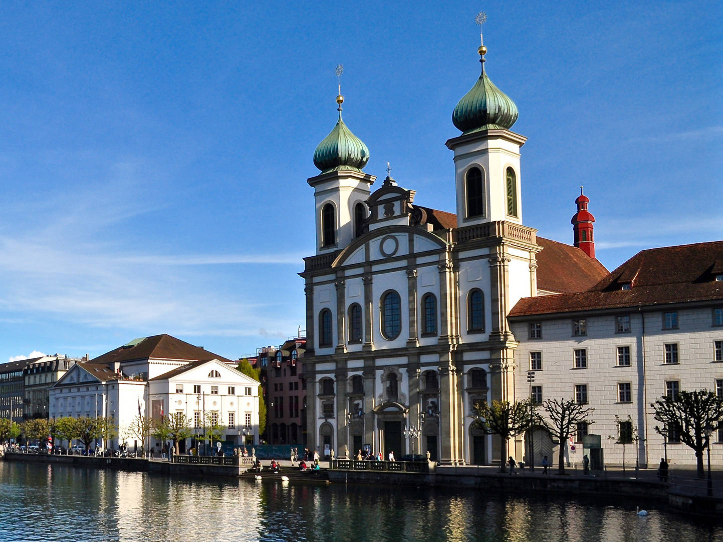Jesuitenkirche in Luzern | H-Hotels.com Jesuitenkirche in Luzern | H-Hotels.com