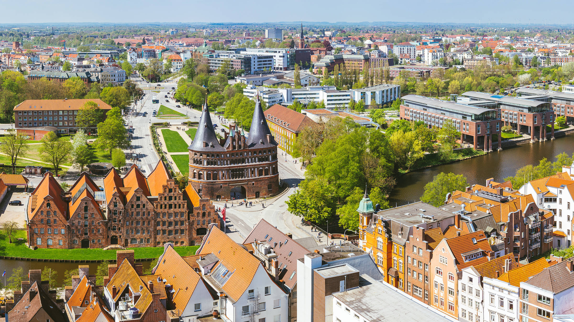 Lübeck near the H4 Hotel Hamburg Bergedorf - Official website Lübeck near the H4 Hotel Hamburg Bergedorf - Official website