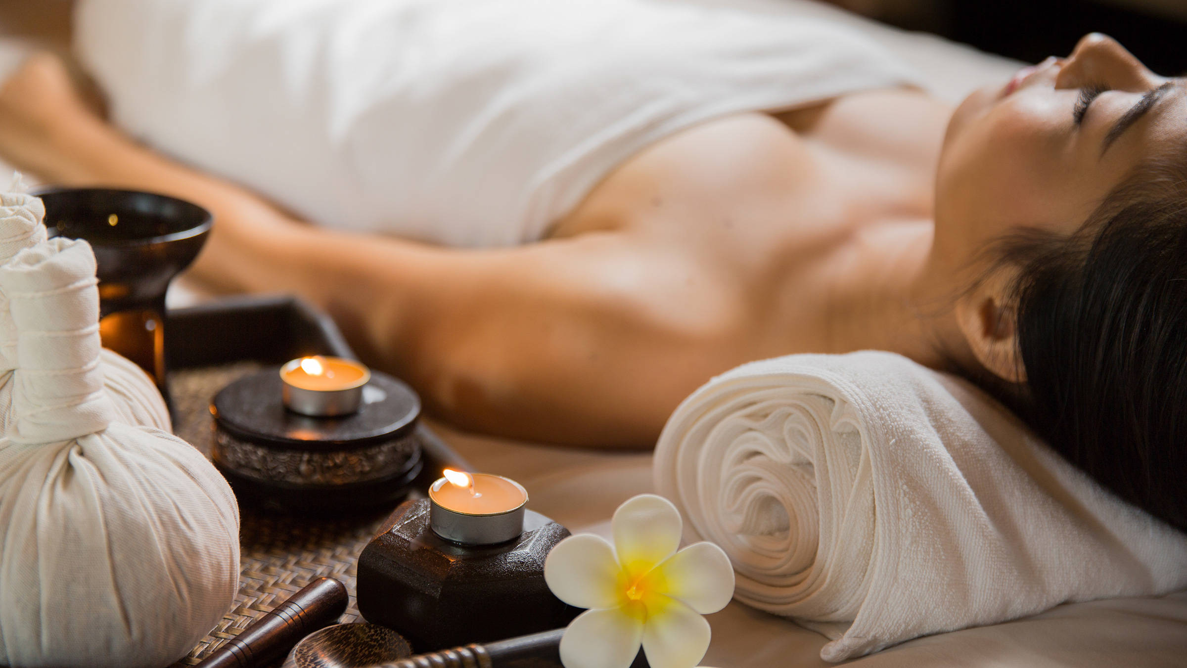 Wellness im Széchenyi Thermalbad - H2 Hotel Budapest - Offizielle Webseite Wellness im Széchenyi Thermalbad - H2 Hotel Budapest - Offizielle Webseite