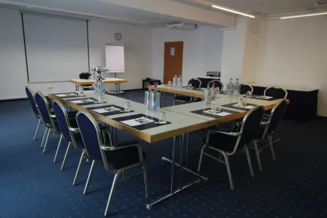 Tagungsraum des H+ Hotel Erfurt - Tagungen mit H-Hotels.com - Offizielle Webseite Tagungsraum des H+ Hotel Erfurt - Tagungen mit H-Hotels.com - Offizielle Webseite
